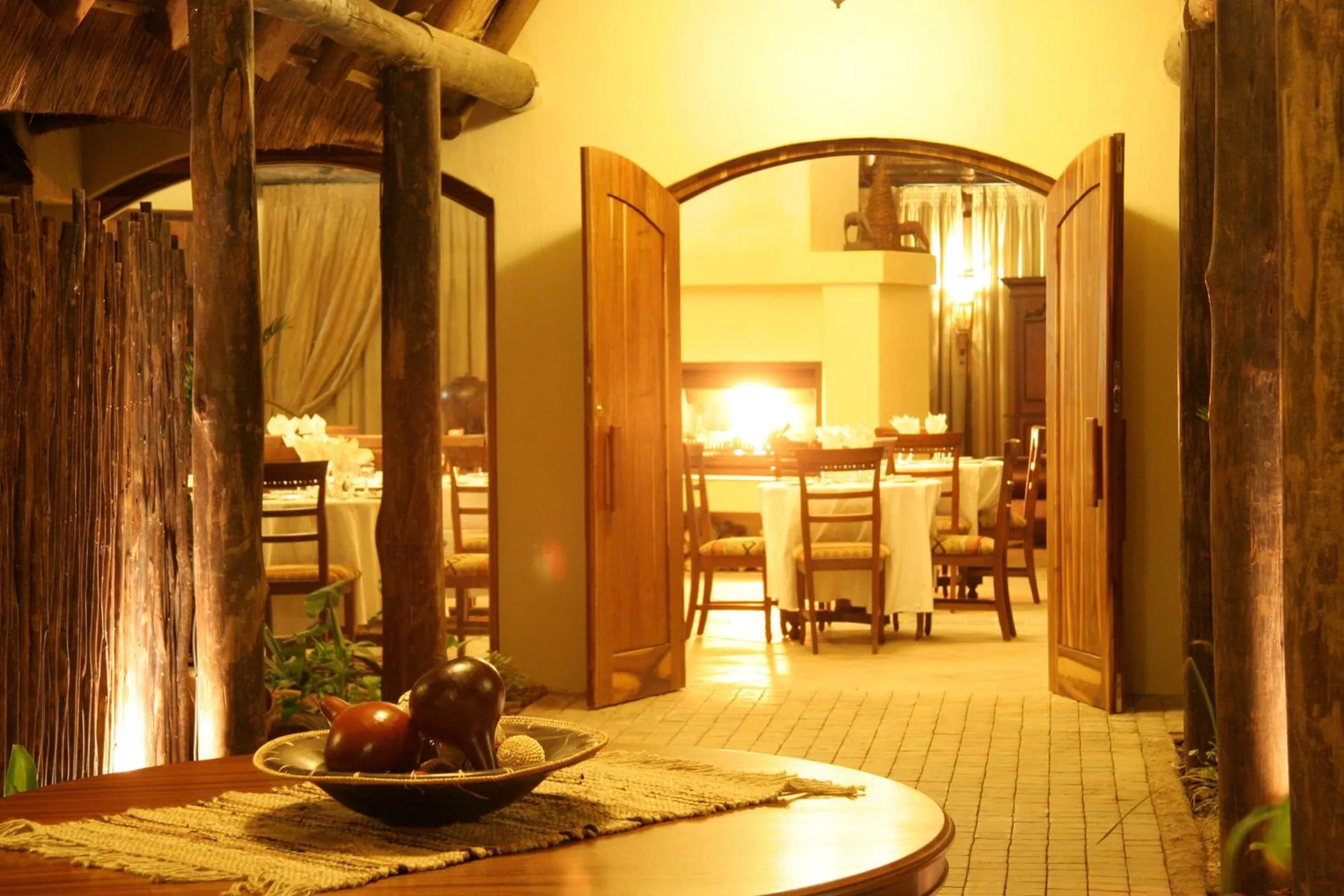 Communal lounge/ TV room in Premier Resort Mpongo Private Game Reserve