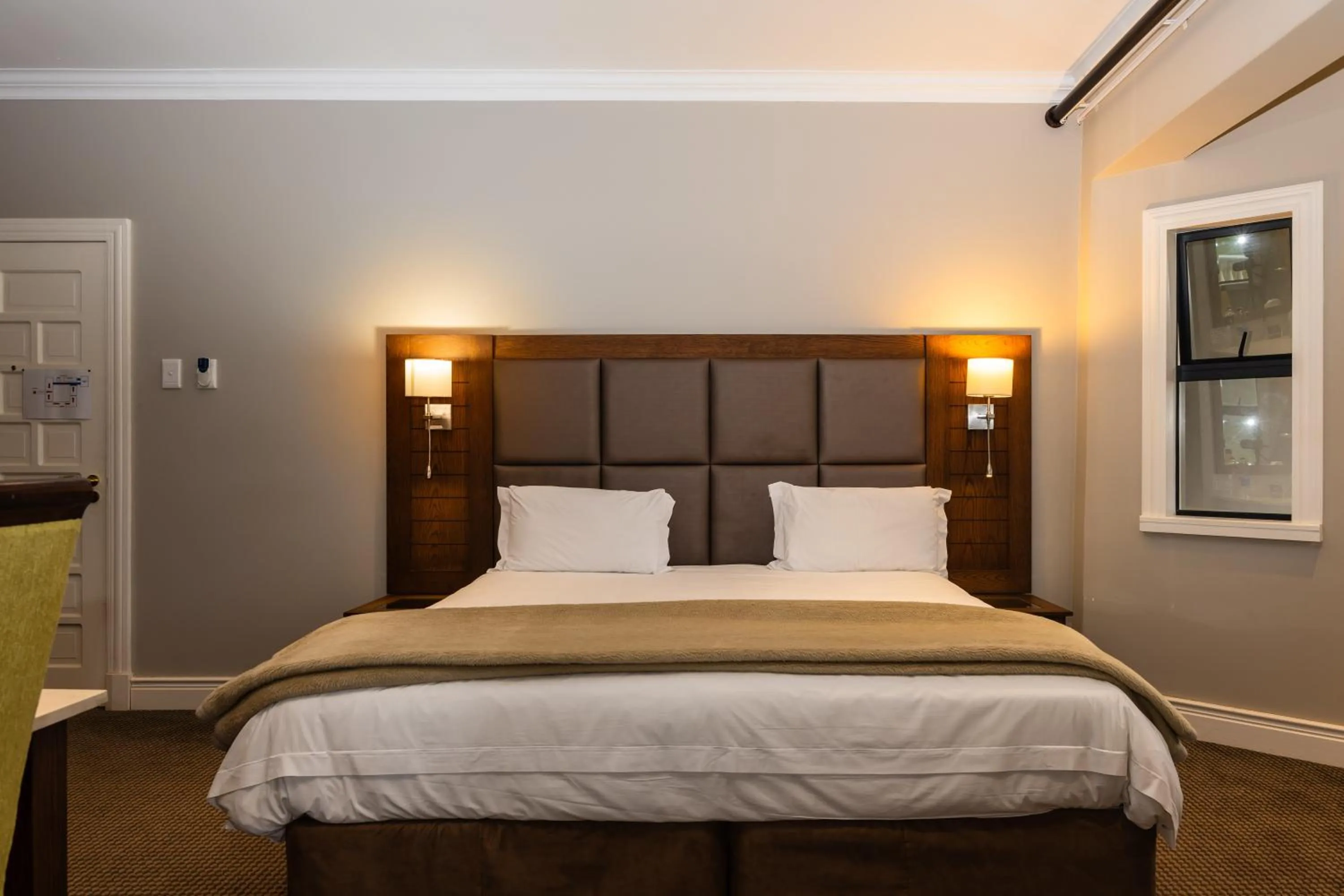 Bed in Premier Resort Mpongo Private Game Reserve