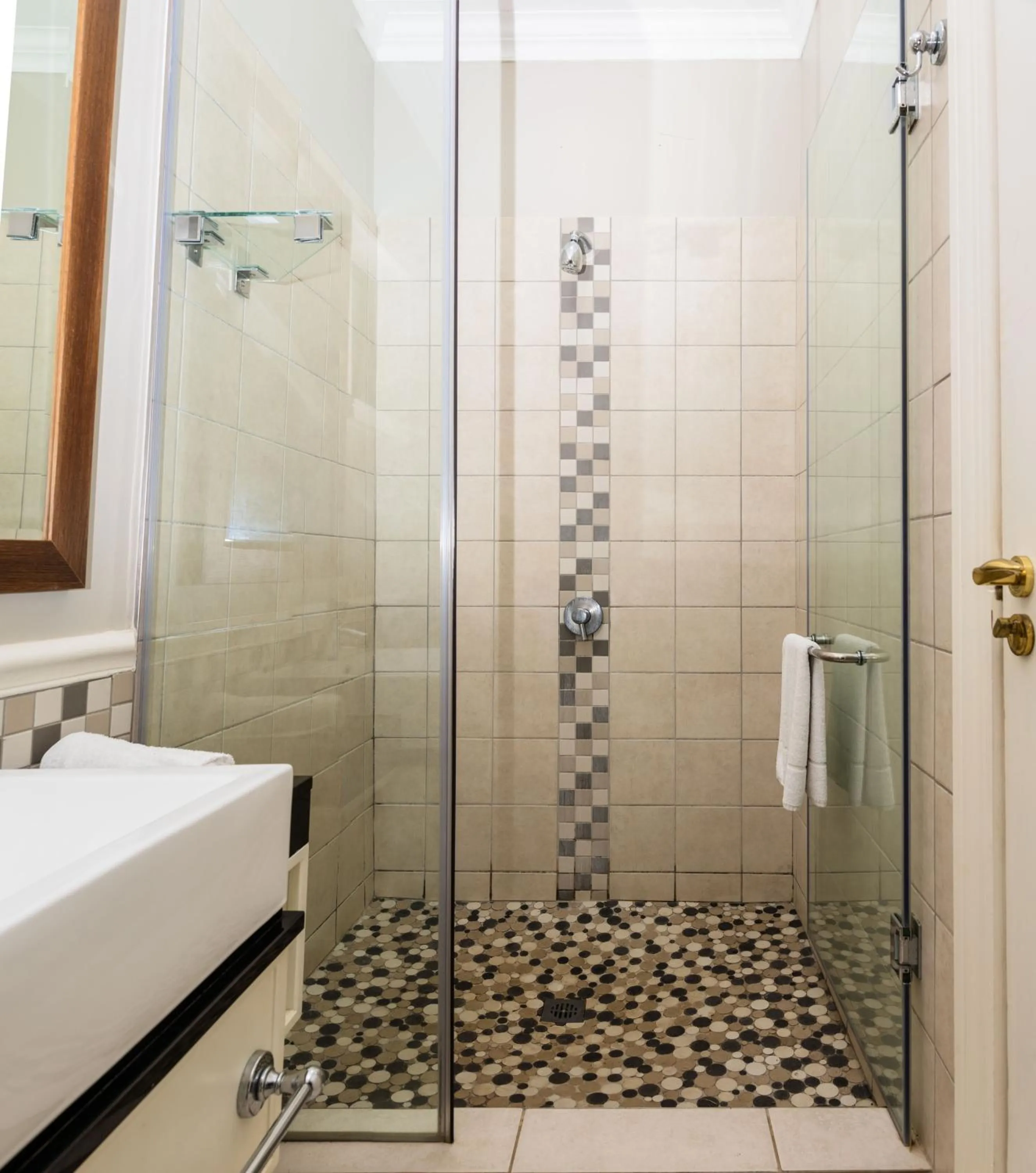 Bathroom in Premier Resort Mpongo Private Game Reserve