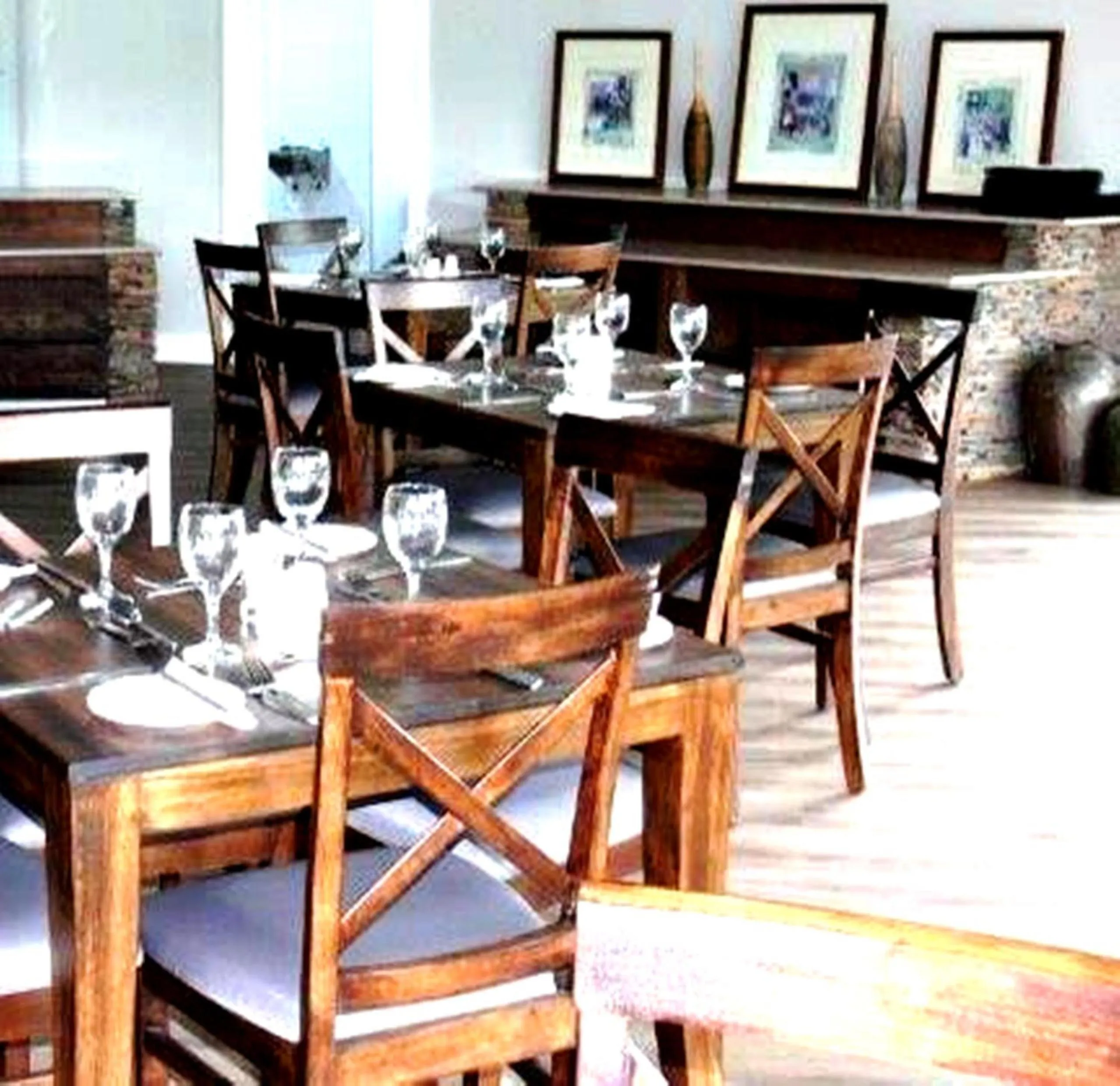 Restaurant/places to eat in Premier Resort Mpongo Private Game Reserve