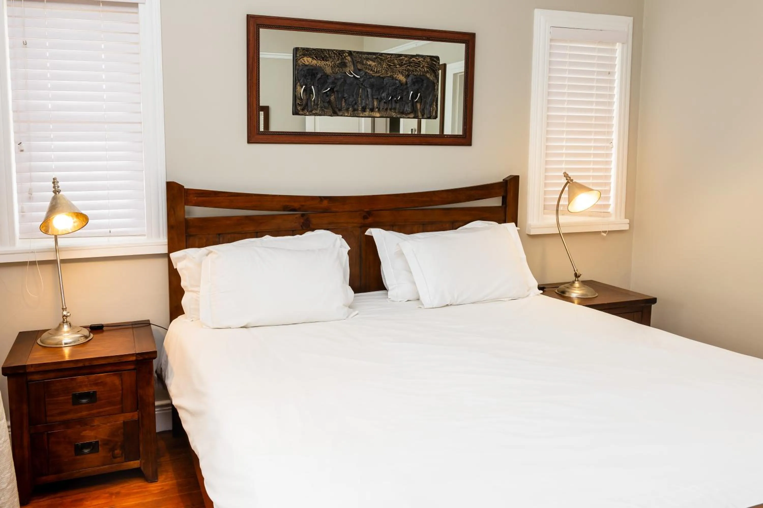 Bed in Premier Resort Mpongo Private Game Reserve