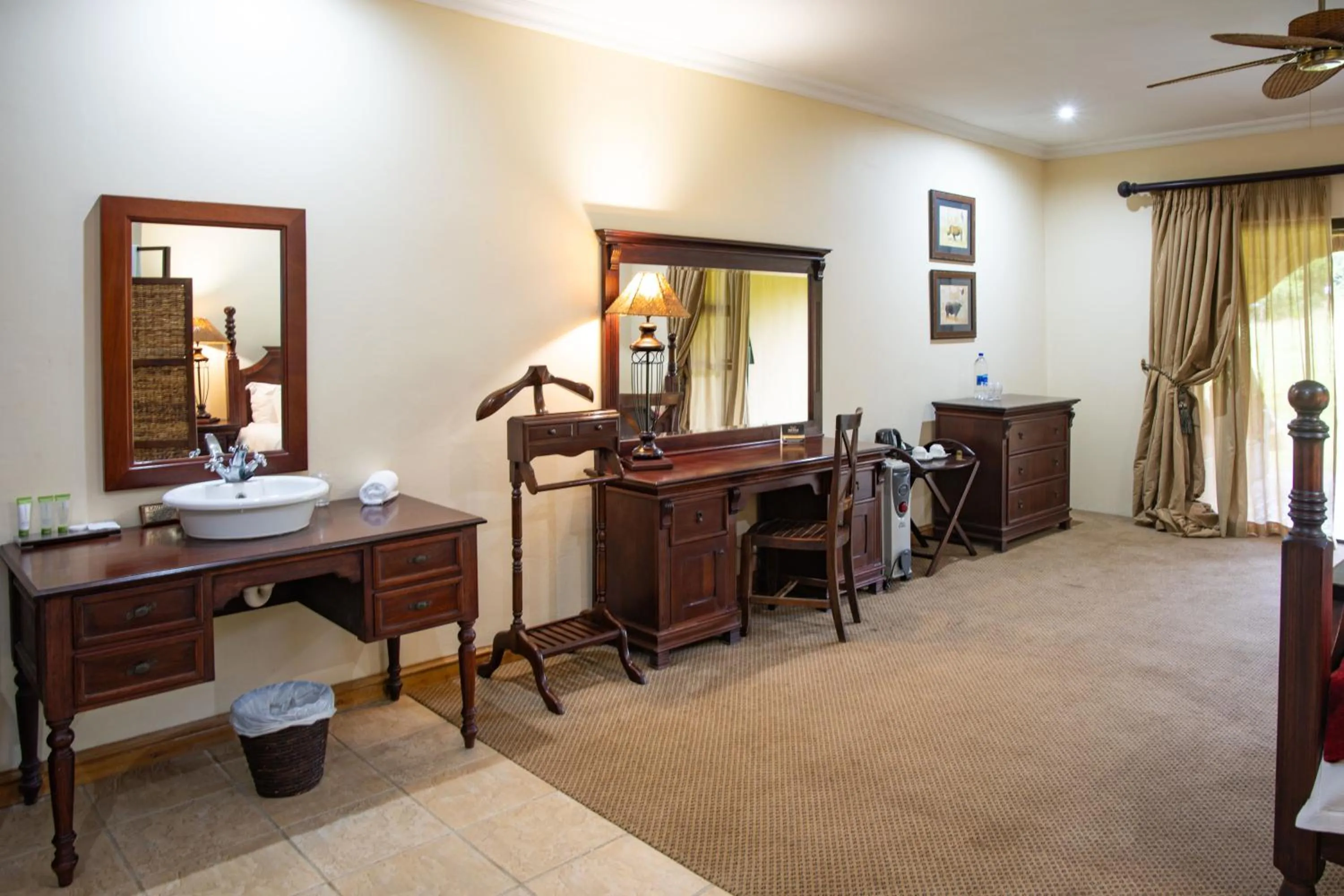 Bedroom in Premier Resort Mpongo Private Game Reserve