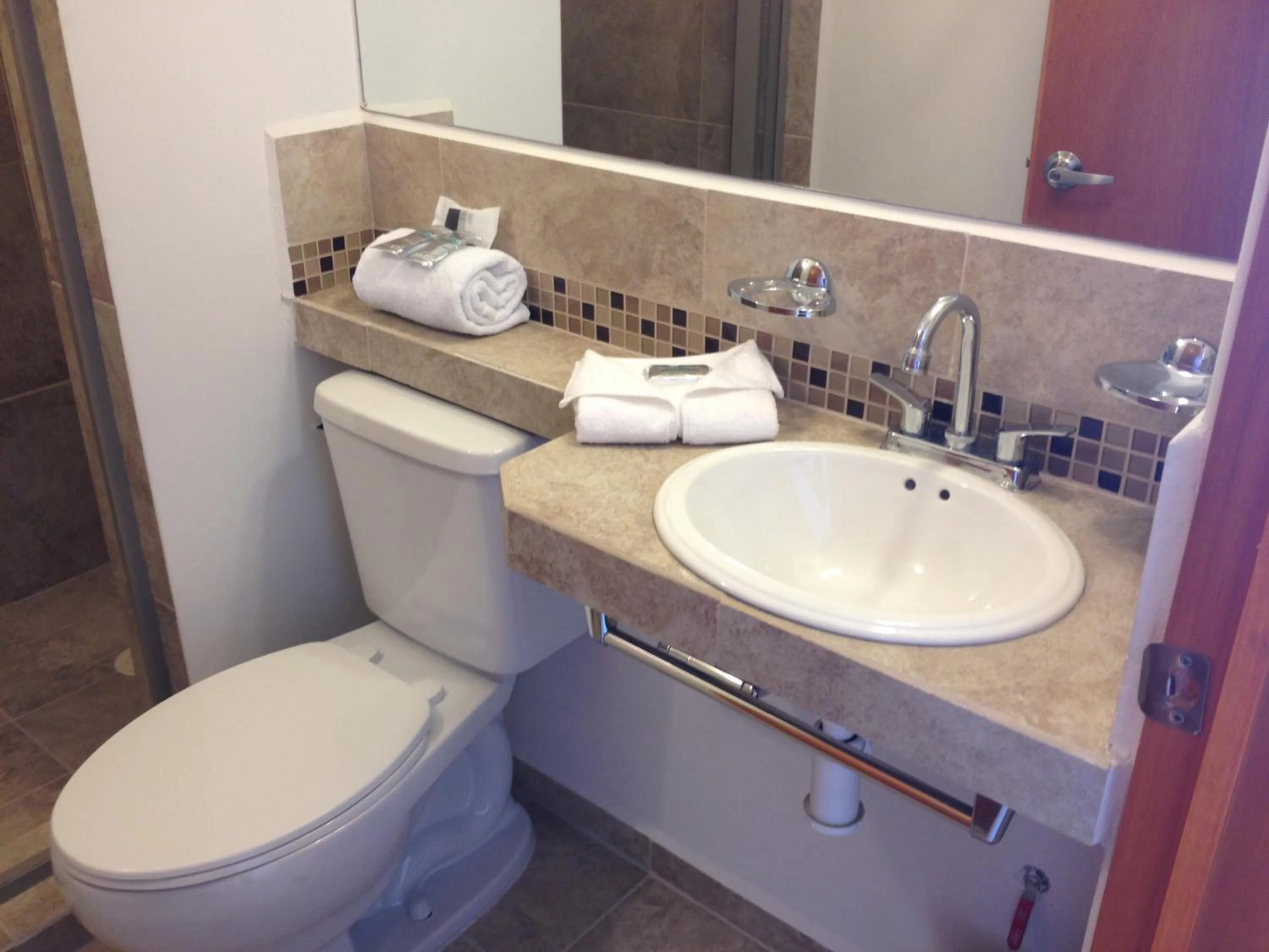 Bathroom in Hotel Dajana Boulevard