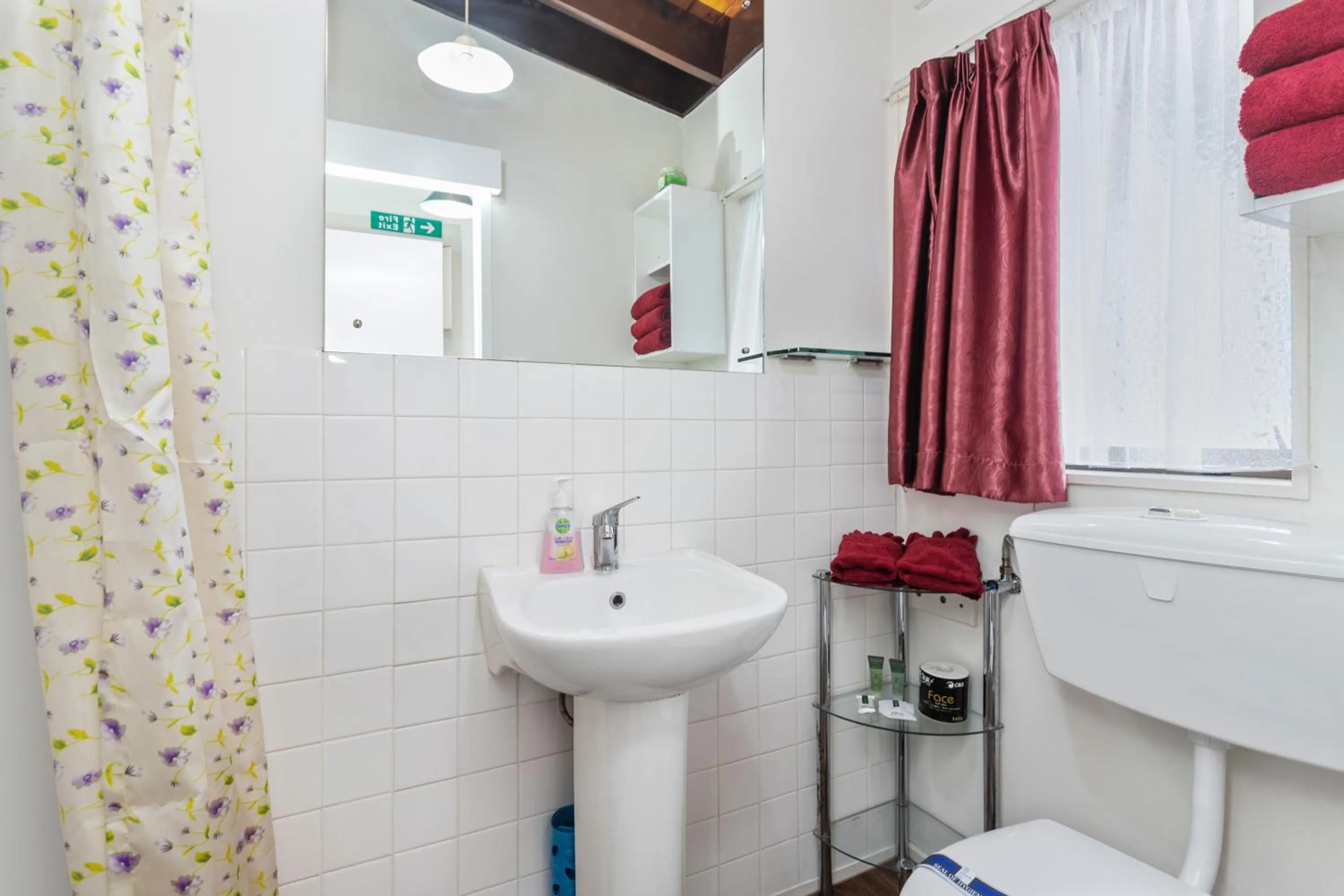 Bathroom in Grange Motel