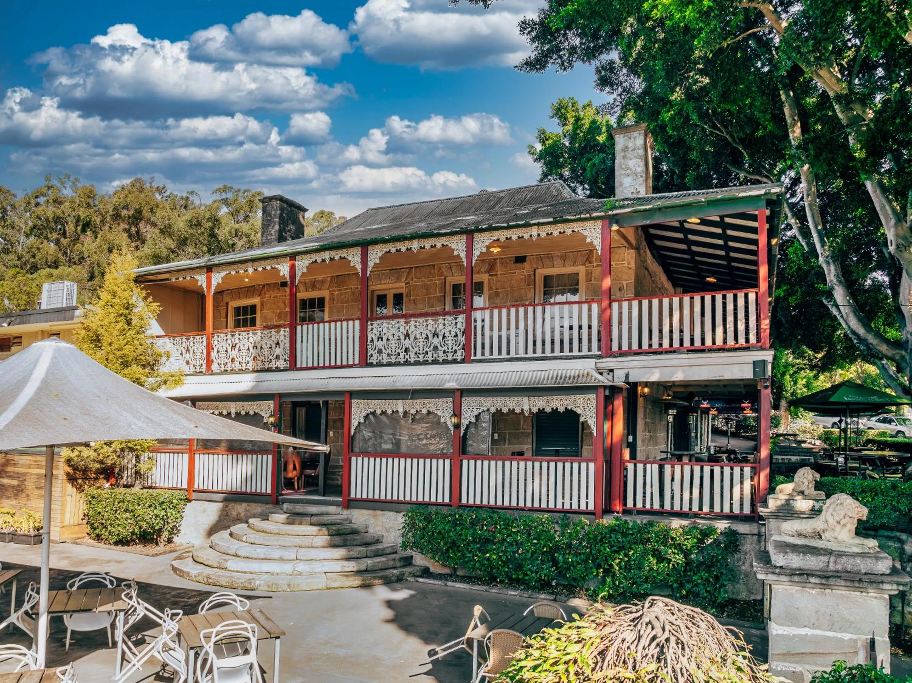 Property building in Wisemans Inn