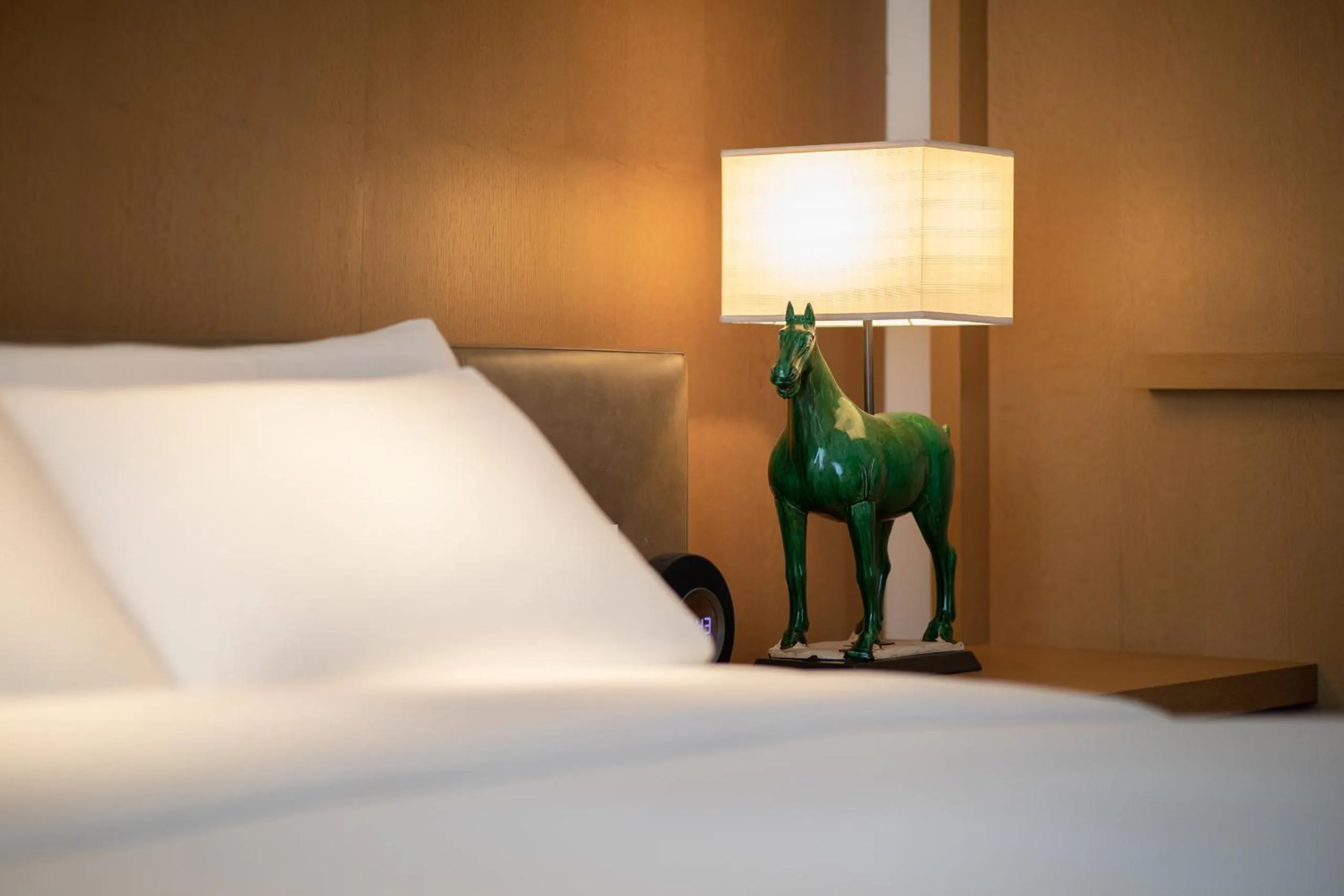 Bedroom, Bed in Grand Hyatt Chengdu