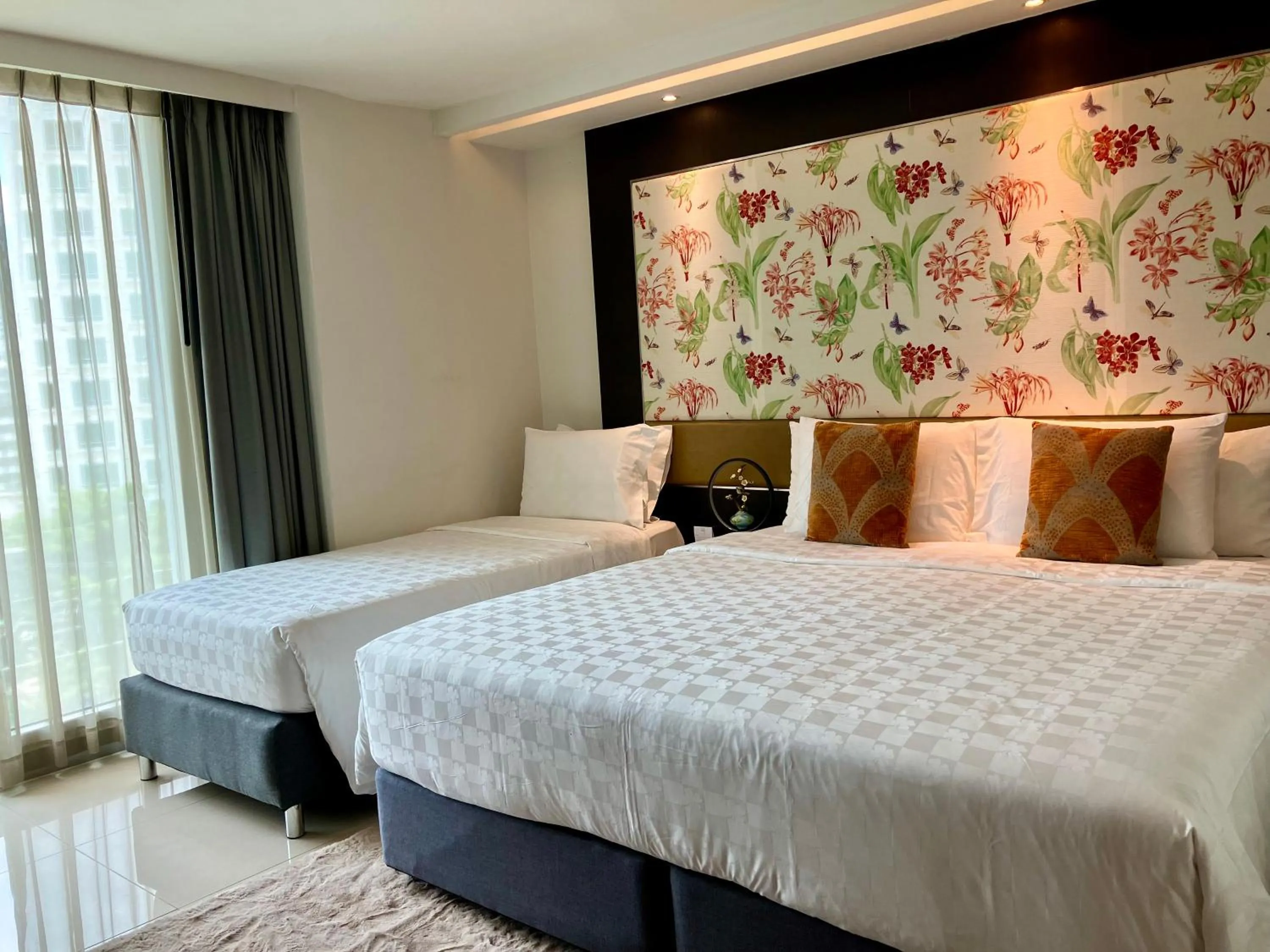 Bed in Hotel Clover Asoke - SHA Extra Plus
