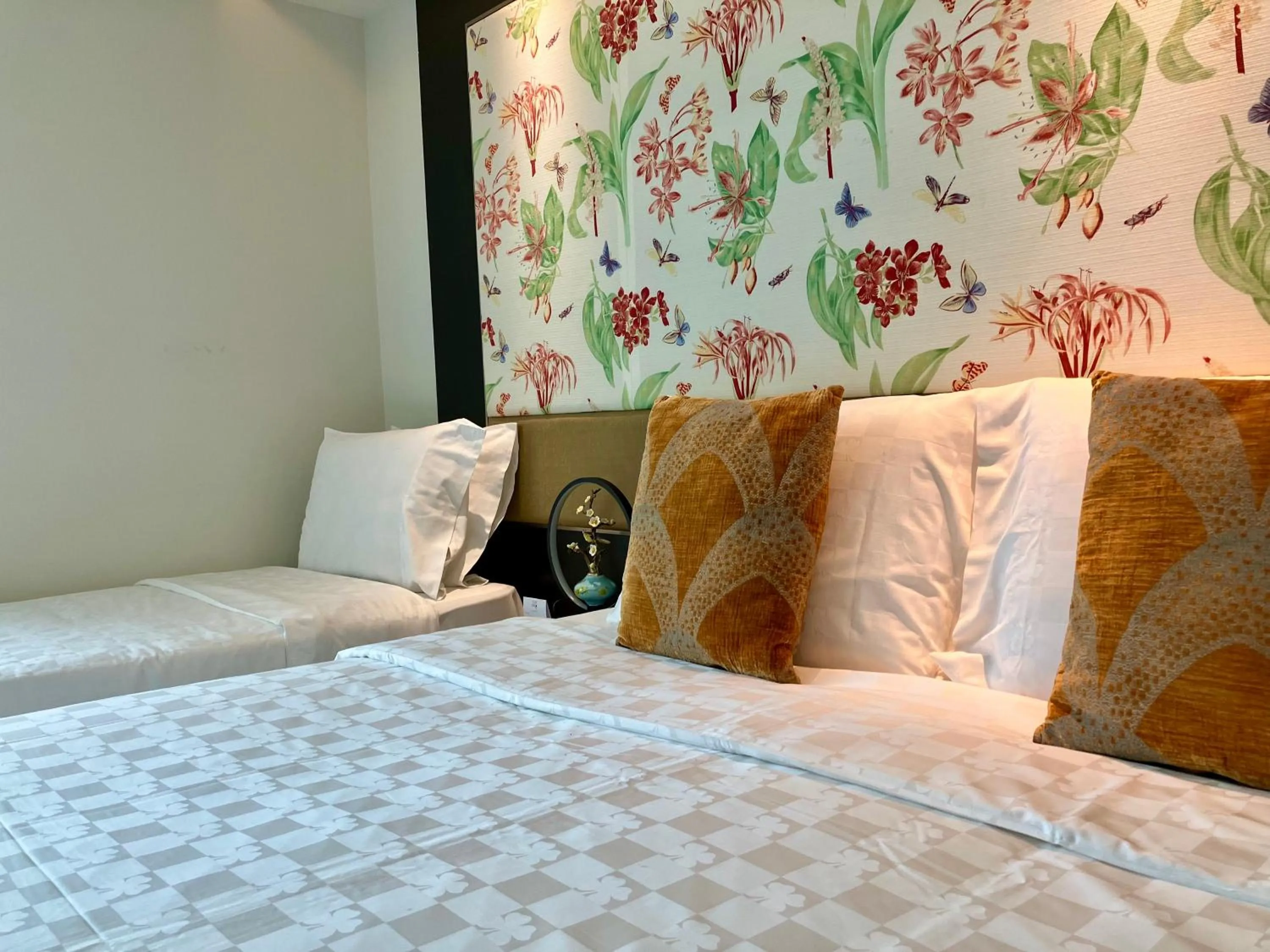 Bed in Hotel Clover Asoke - SHA Extra Plus