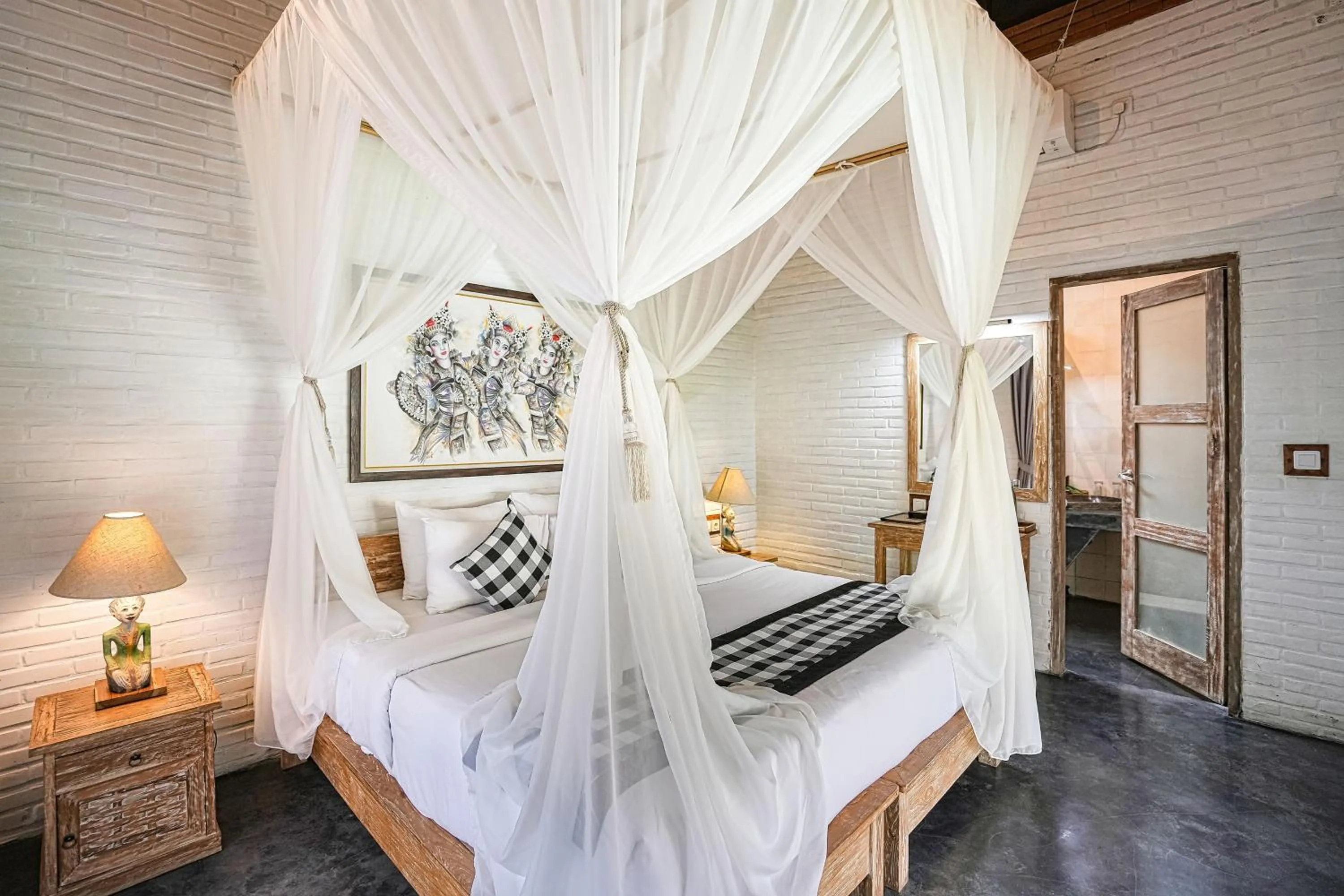 Bed in De Umah Bali Eco Tradi Home