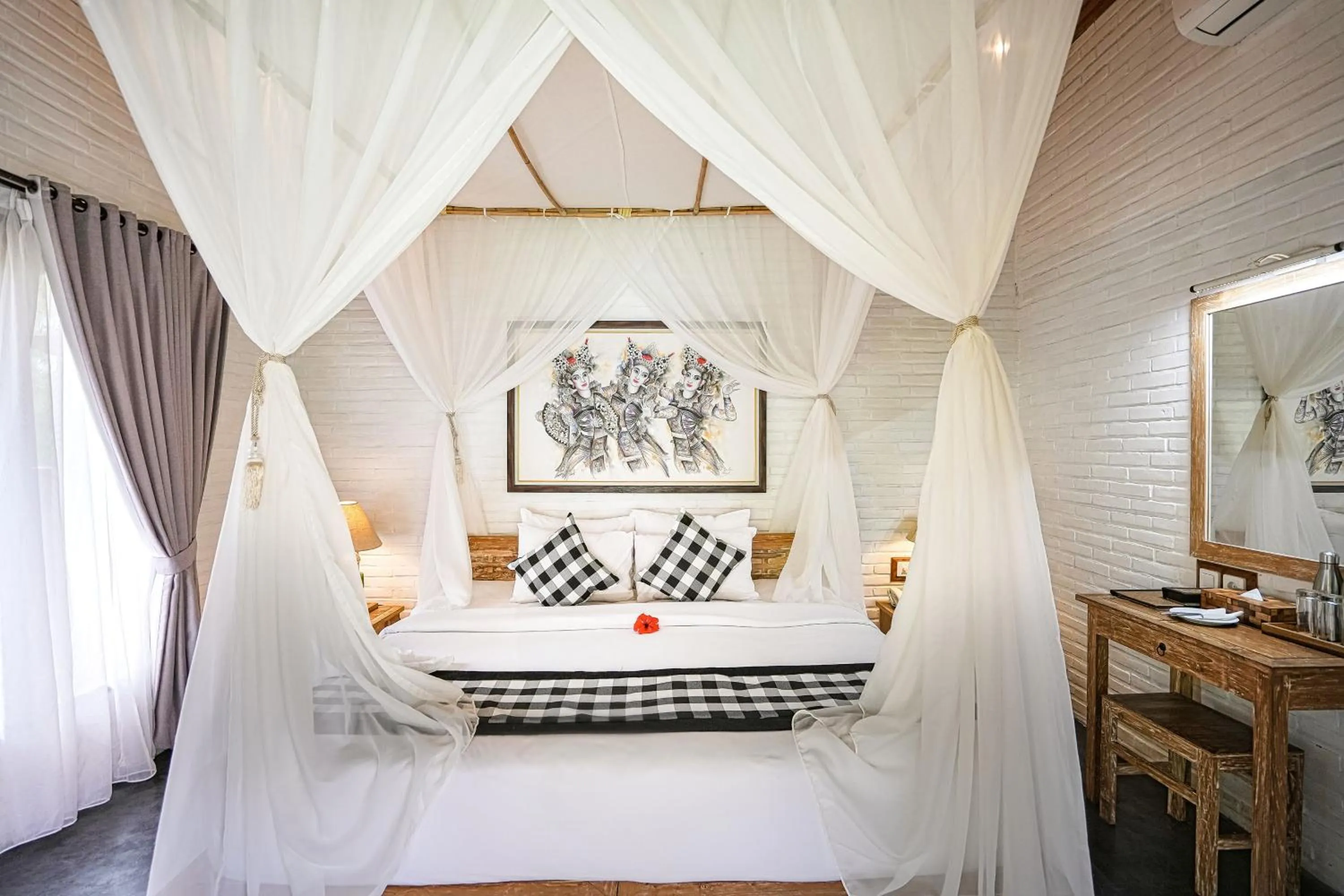 Bed in De Umah Bali Eco Tradi Home