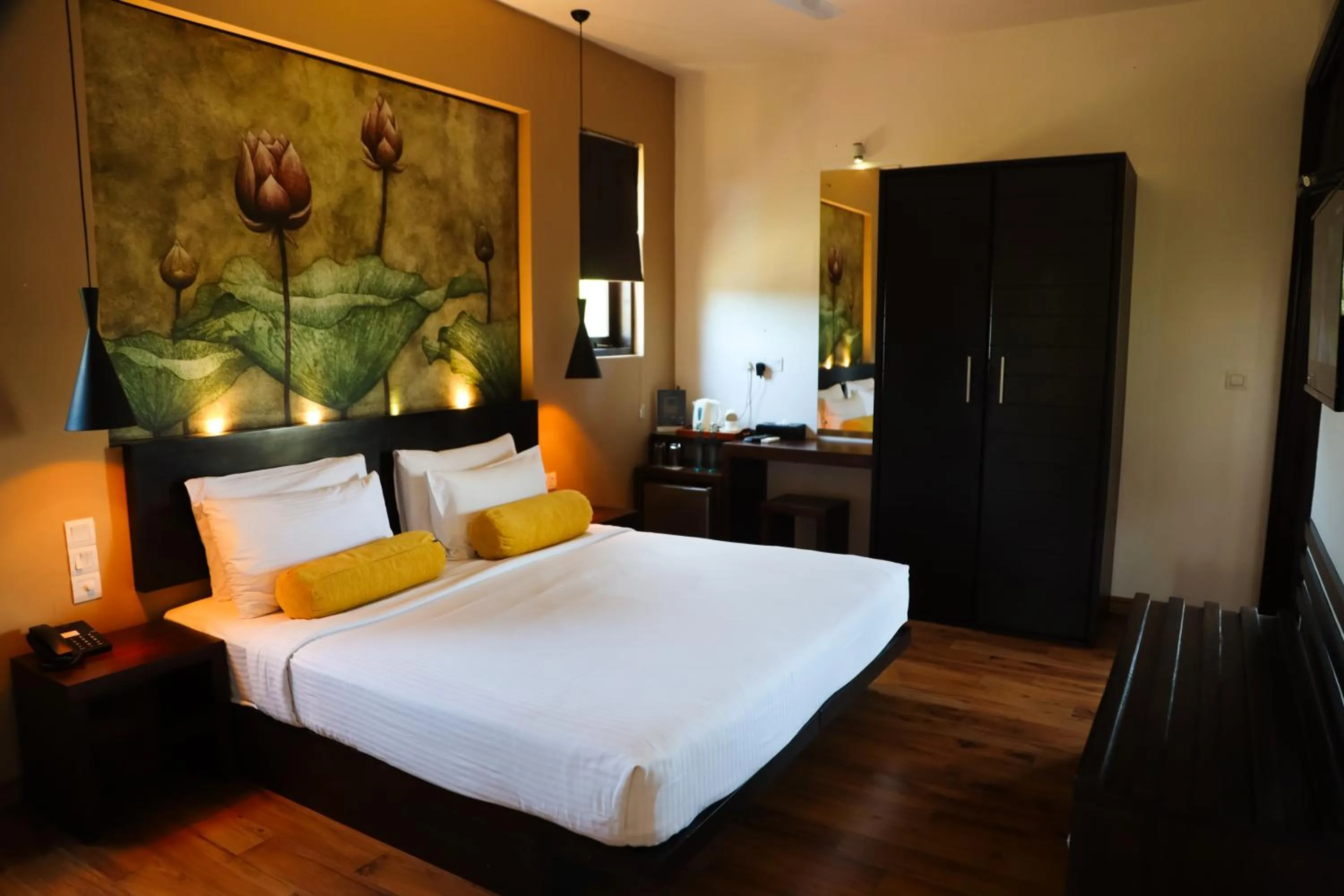 Bed in Terrace Green Hotel and Spa - Free Airport Shuttle Service