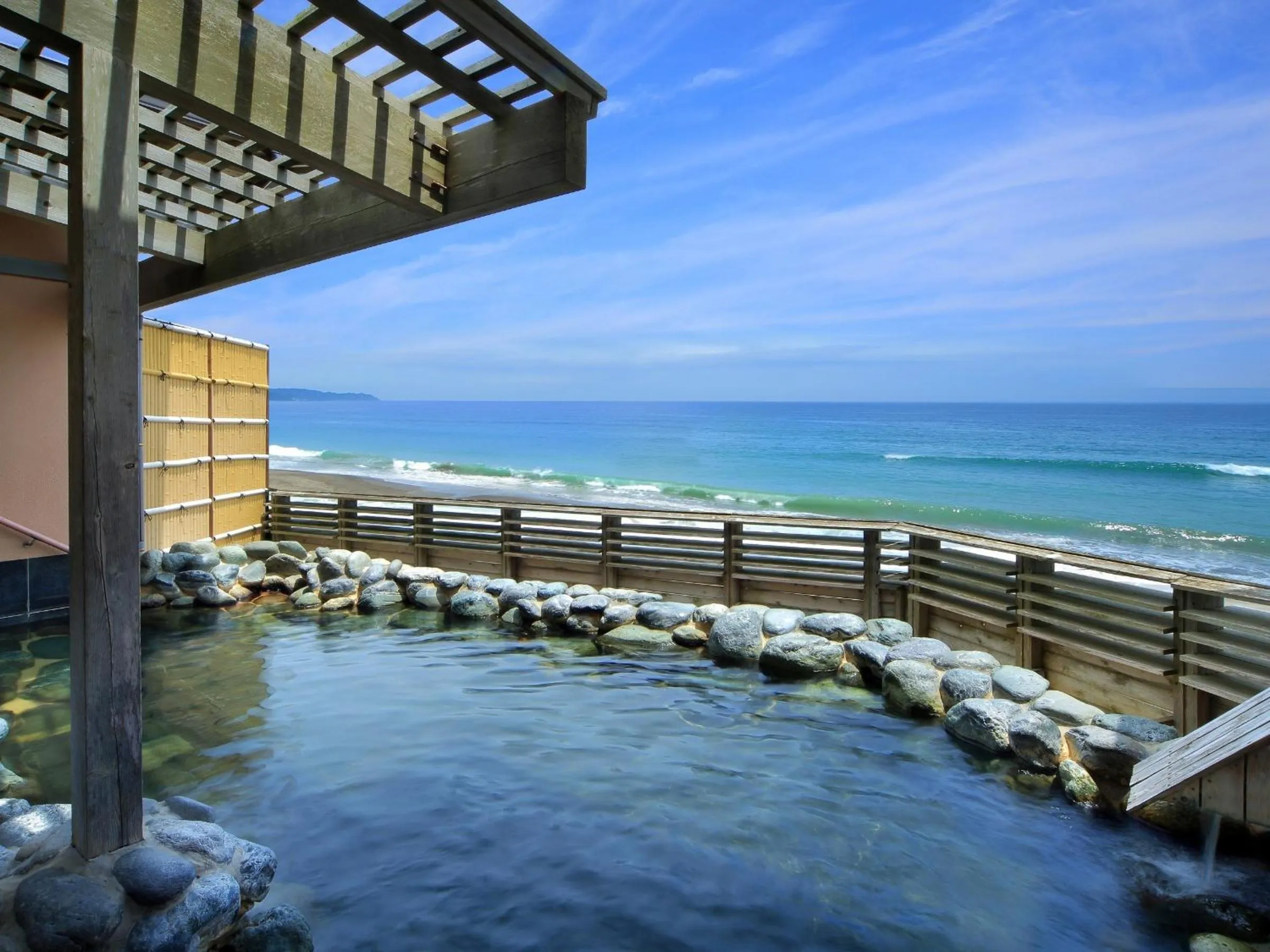 Hot Spring Bath in Kamogawa Grand Hotel