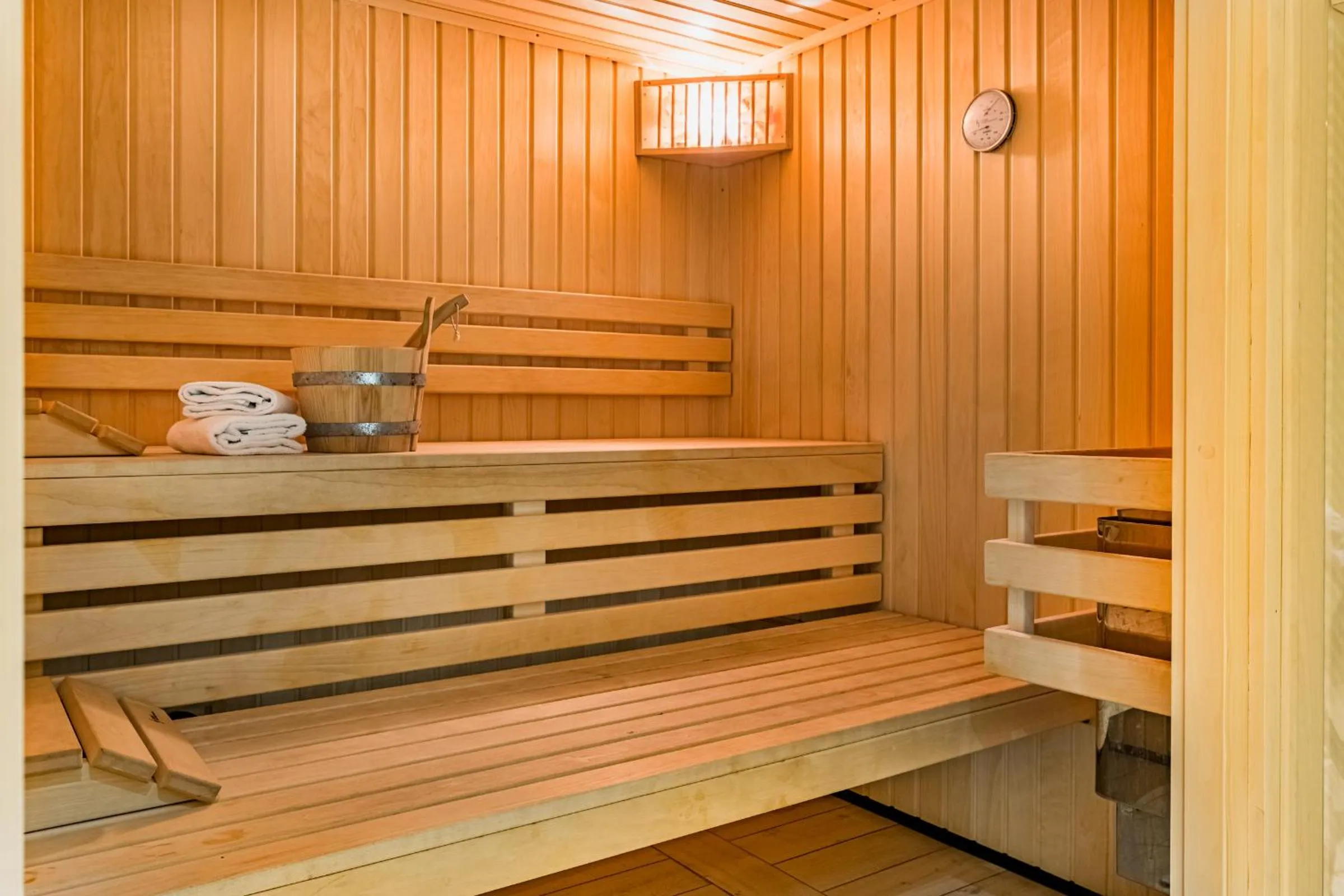 Swimming pool in Le Place Neuve