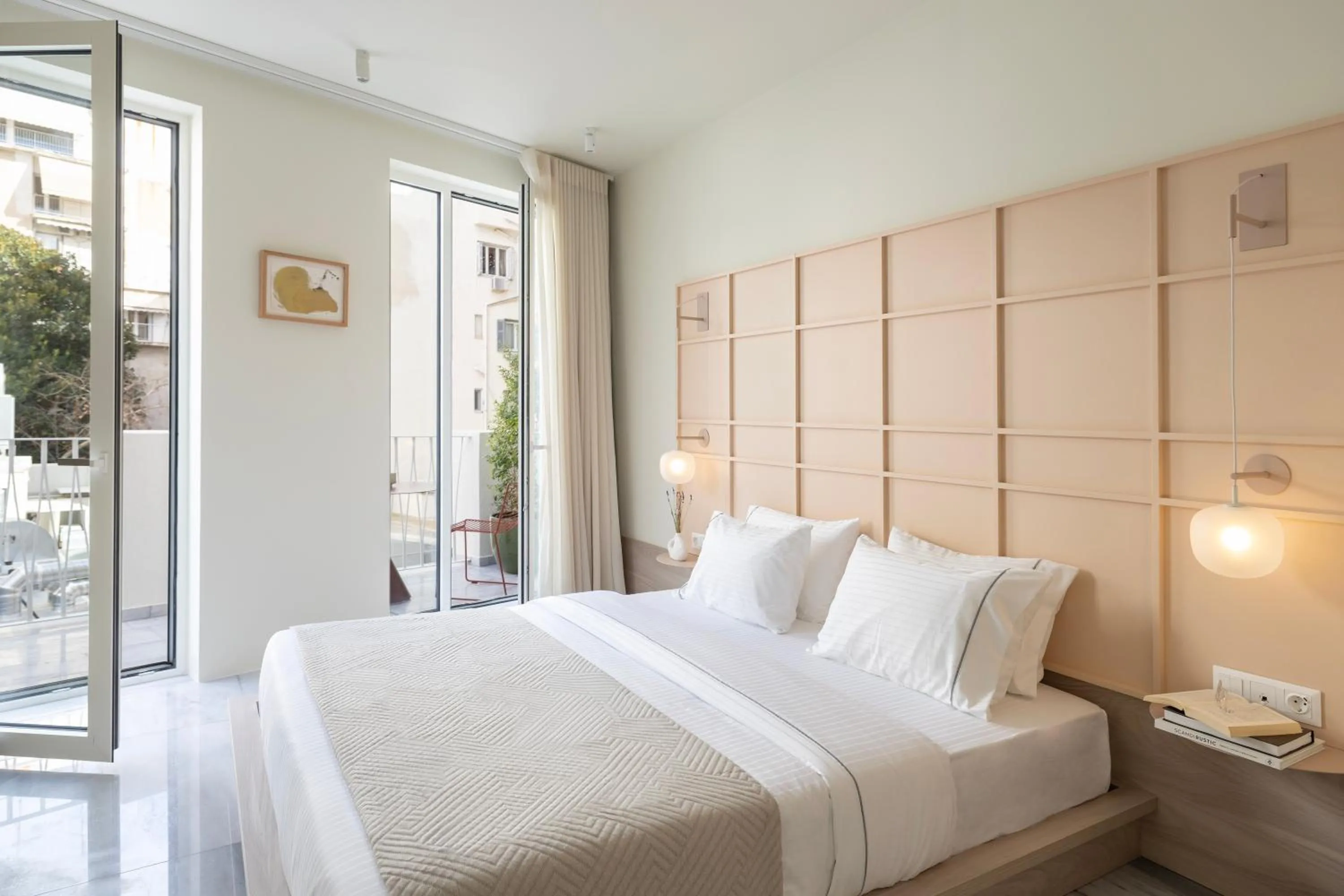 Milioni Suite with small balcony in Milioni by Oniro