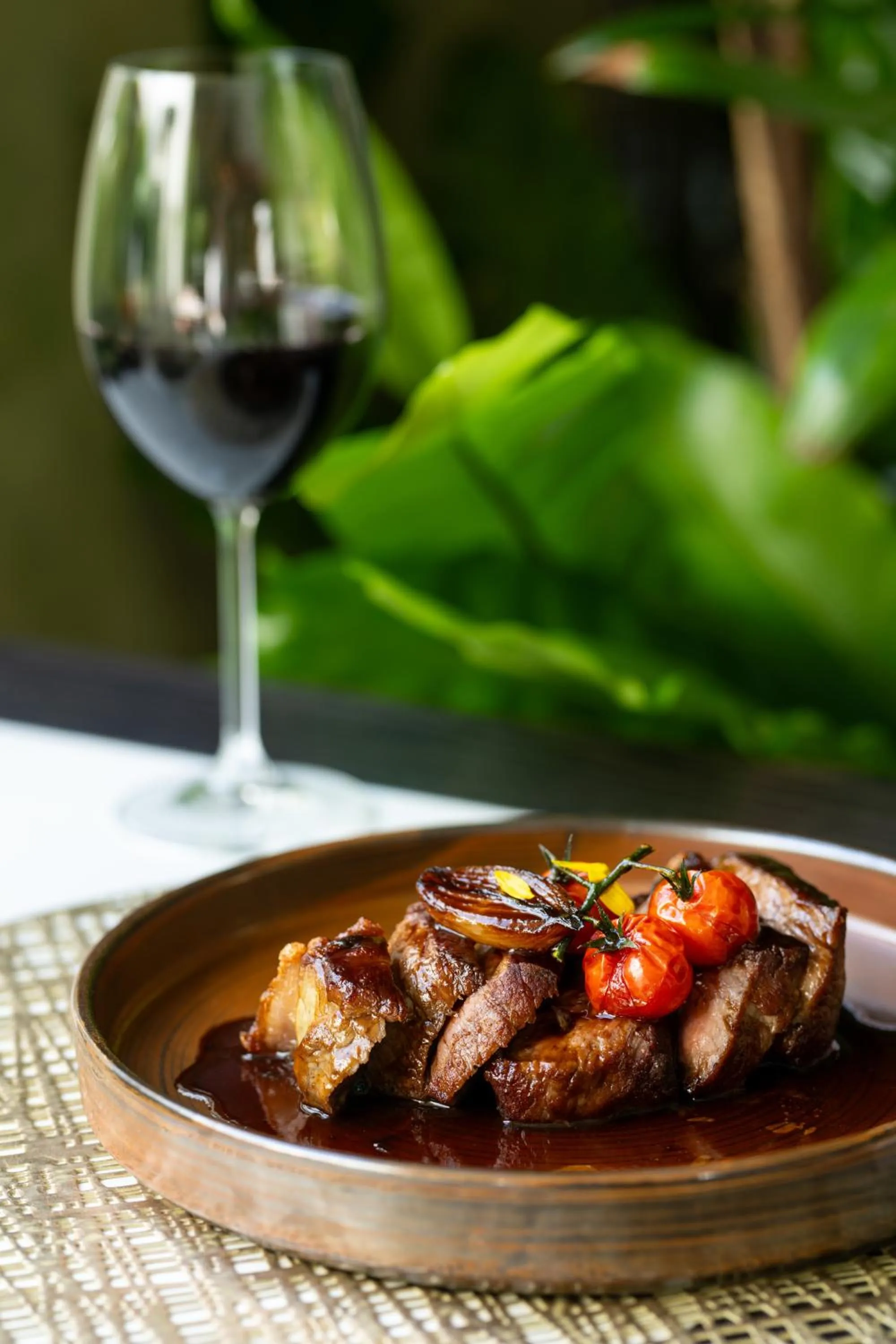 Food and drinks in The Cellars-Hohenort