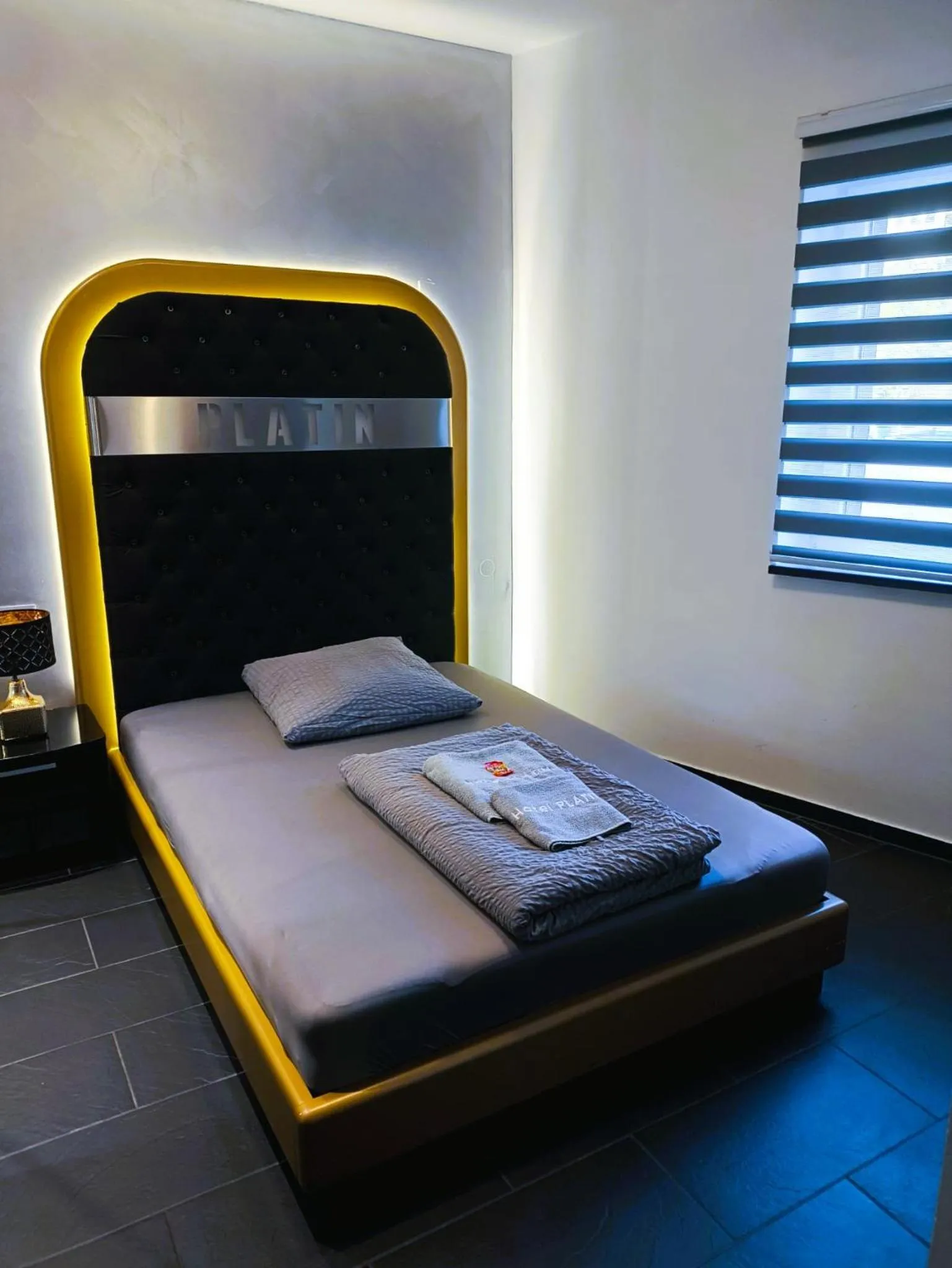 Photo of the whole room, Bed in Hotel Platin