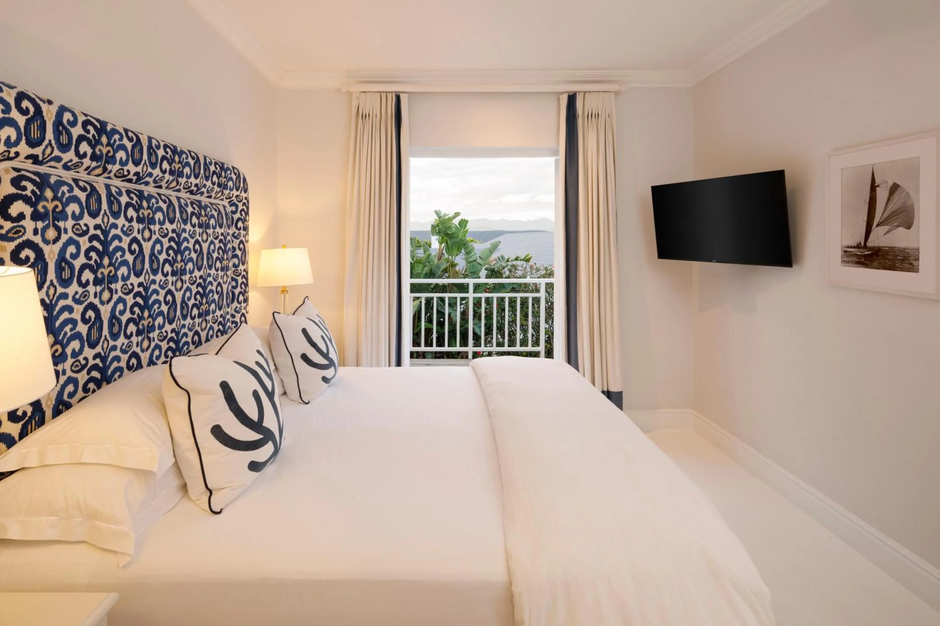 Bedroom, Bed in The Plettenberg Hotel