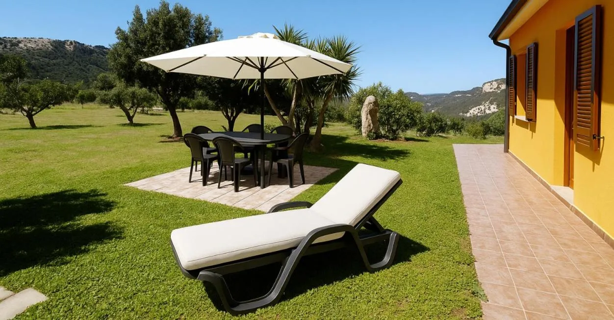 Property building in Grotta Delle Fate