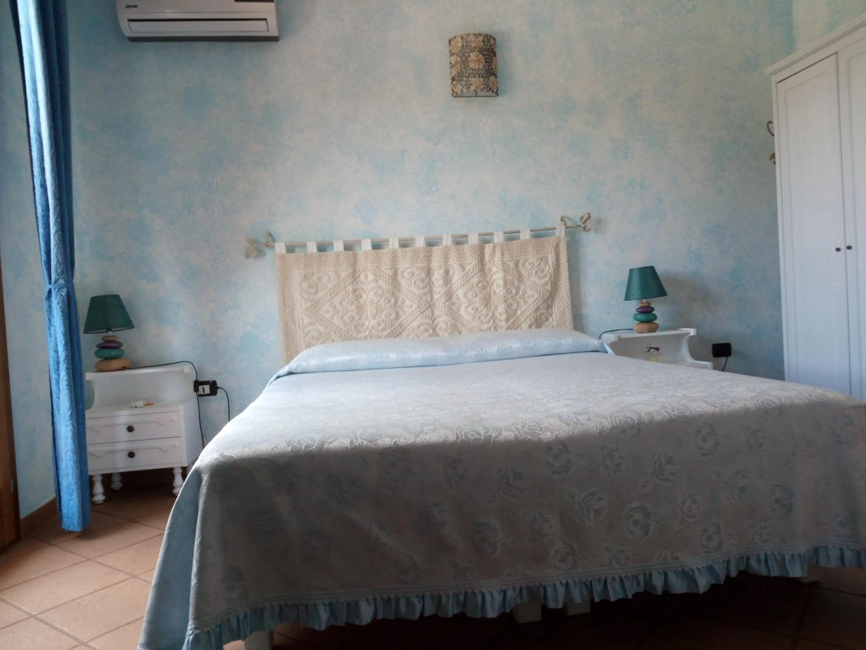Deluxe Double or Twin Room with Mountain View - single occupancy in Grotta Delle Fate