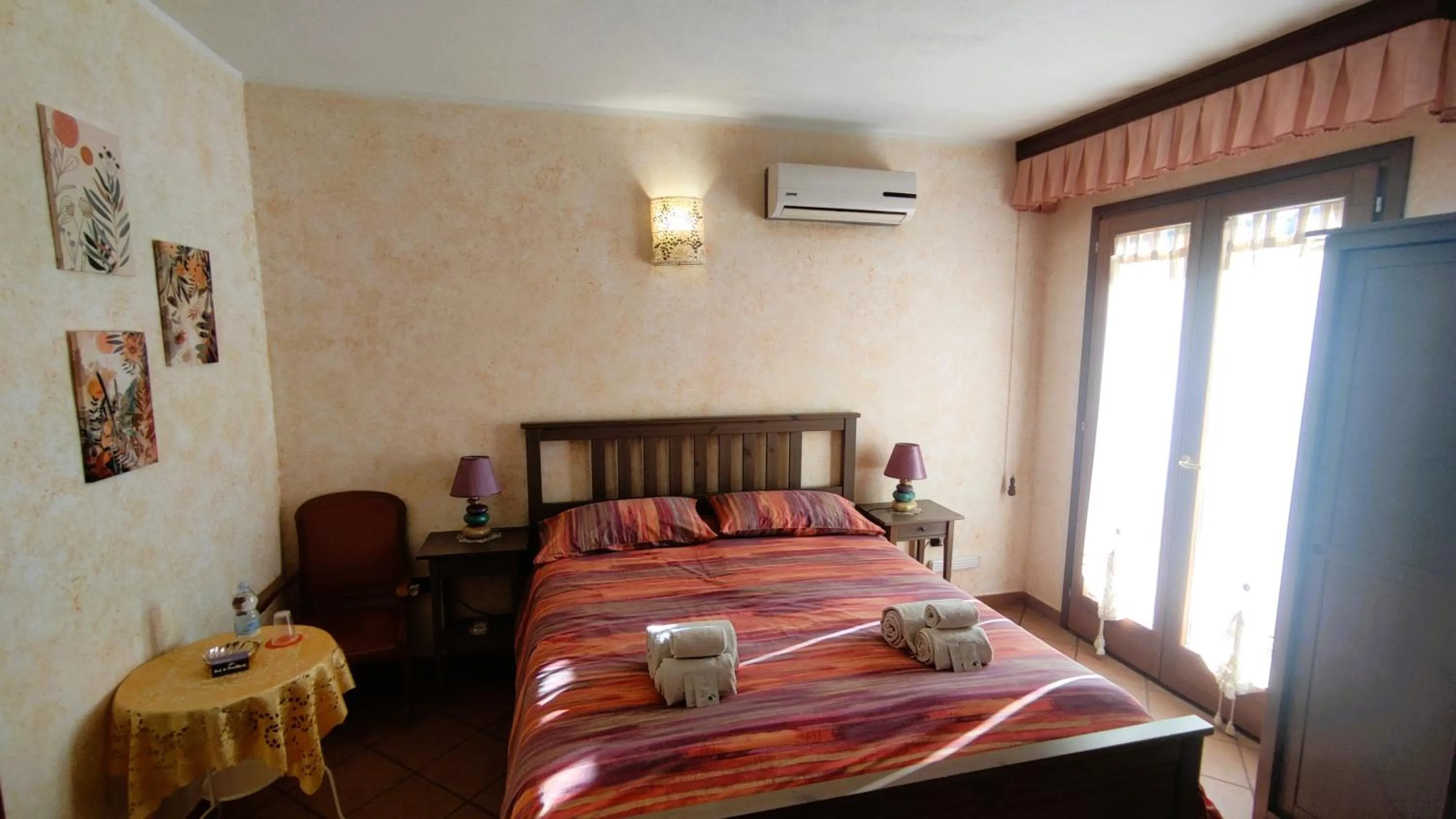Bedroom, Bed in Grotta Delle Fate