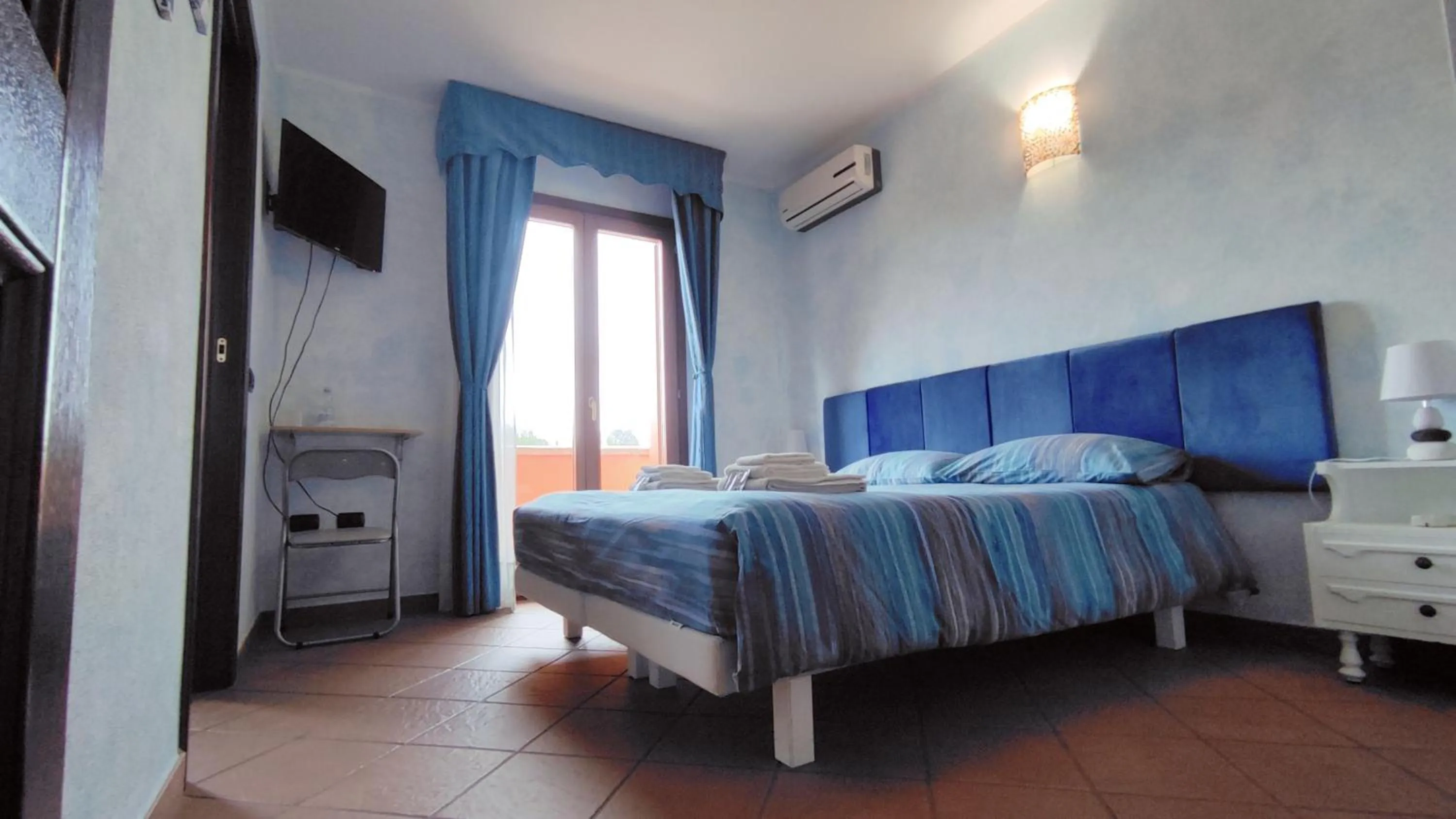 Bed in Grotta Delle Fate