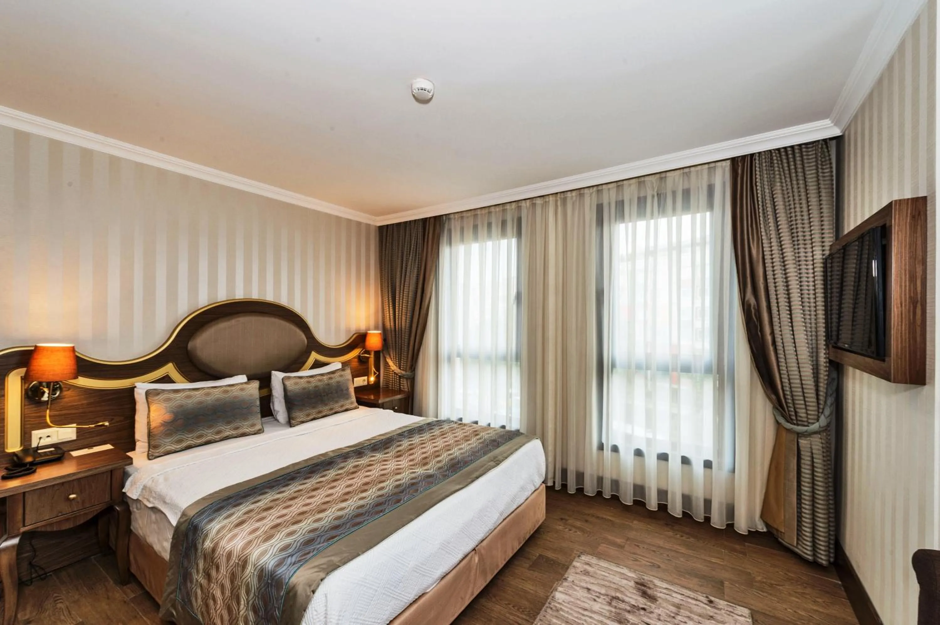 Bed in The Central Hotel