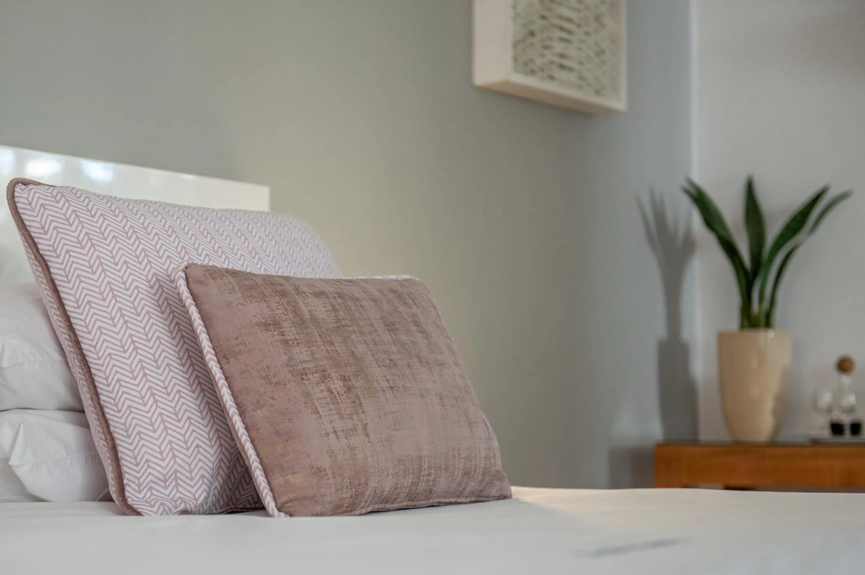 Decorative detail, Bed in Ballinderry, The Robertson Guest House
