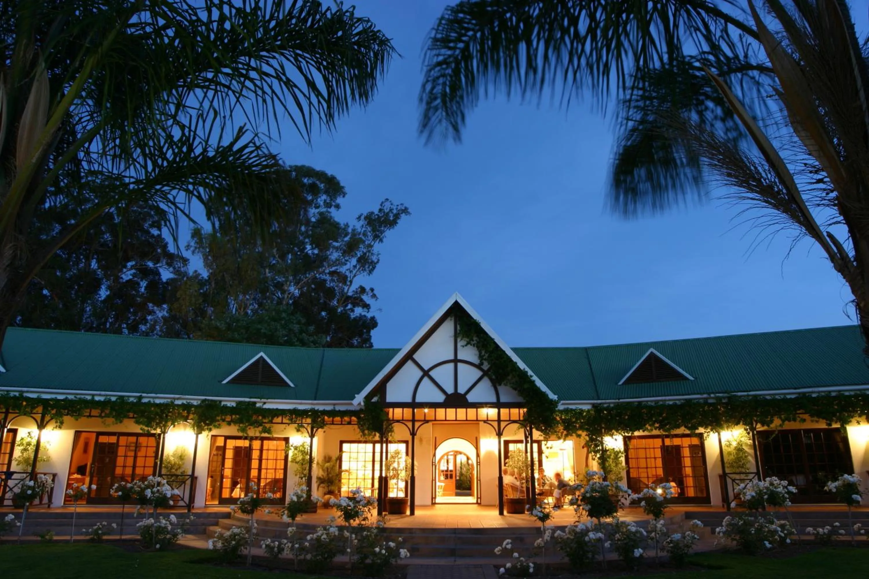 Property building in Hlangana Lodge