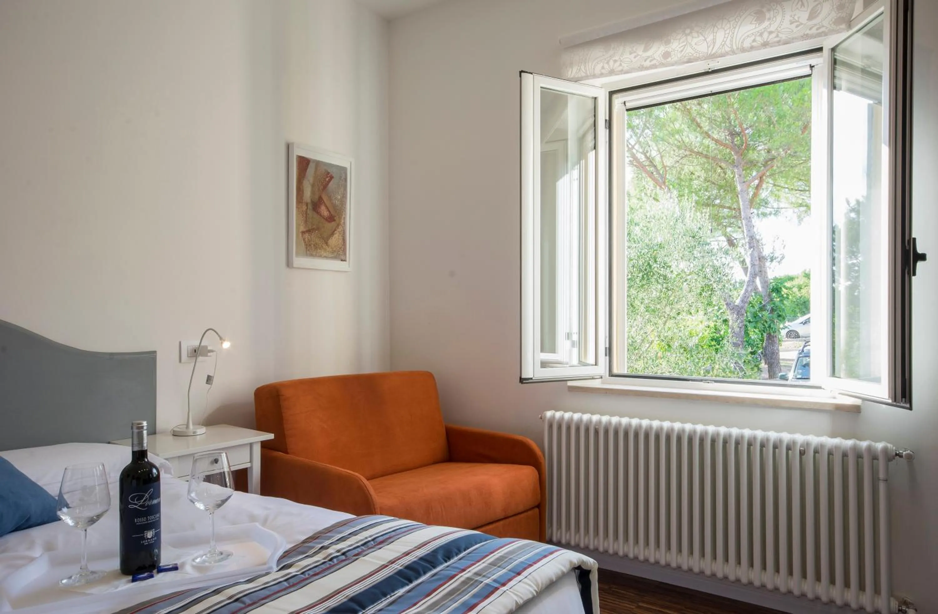 Photo of the whole room in La Coroncina Lodging