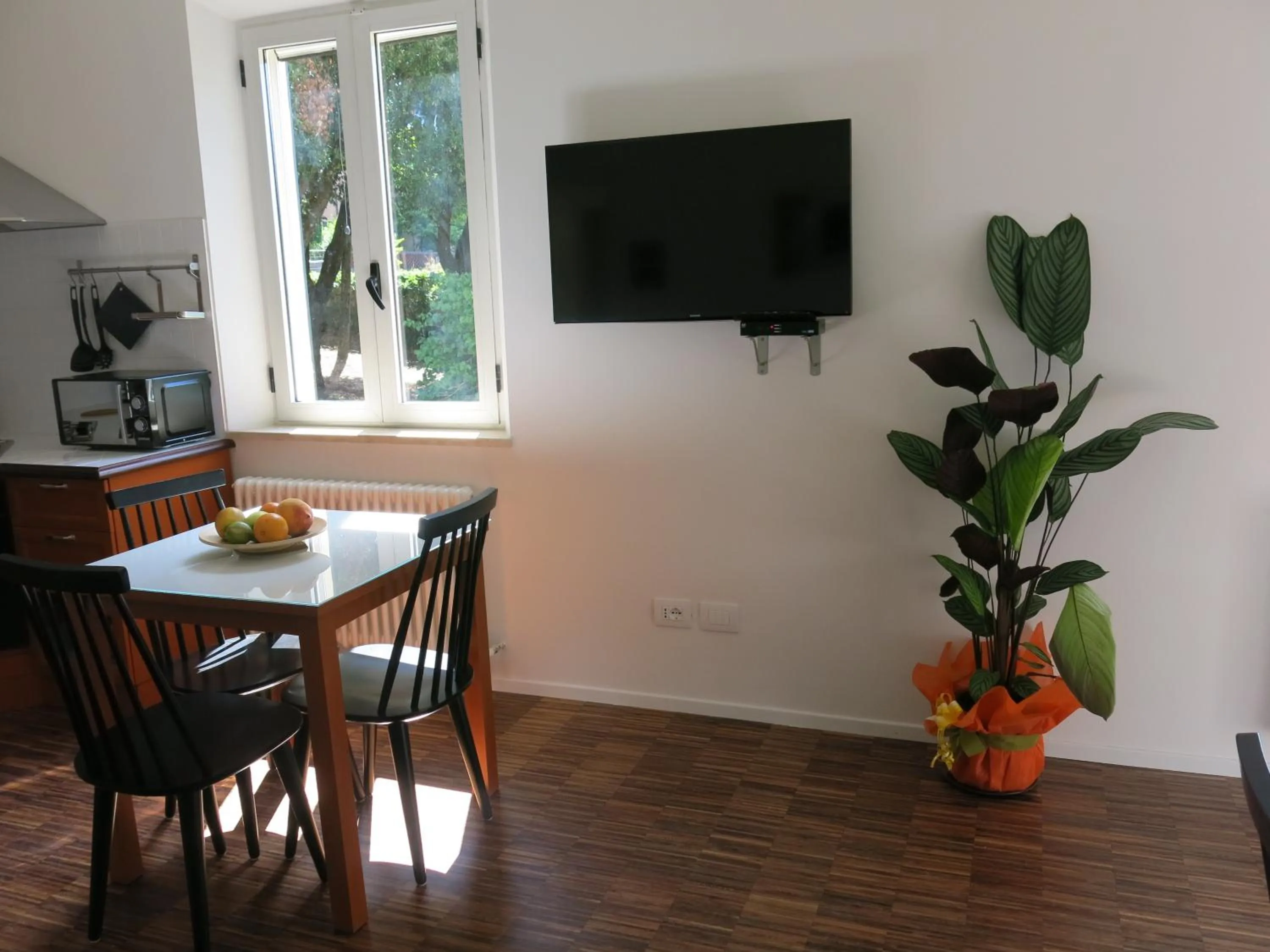 Decorative detail in La Coroncina Lodging