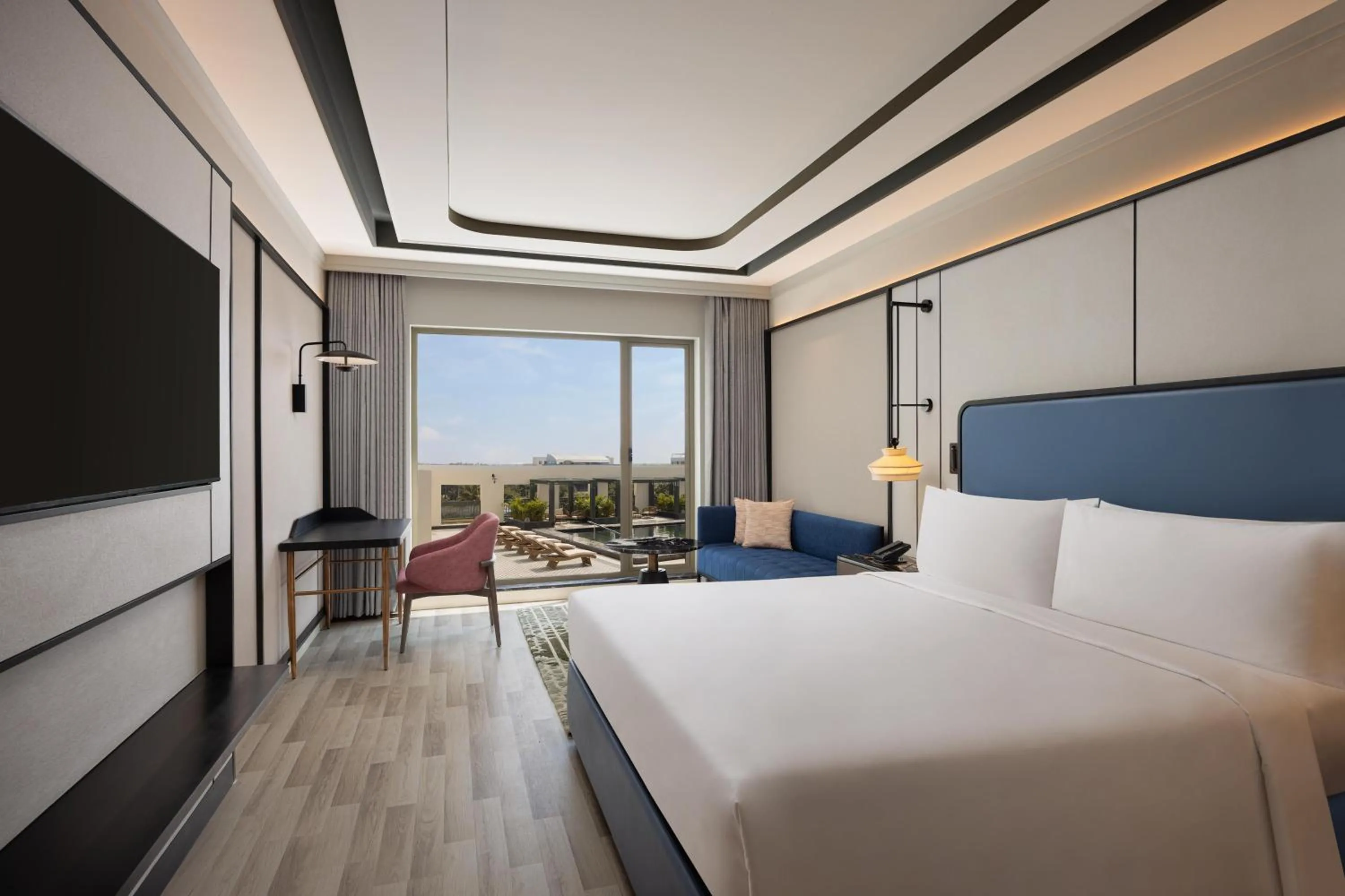 Bed in Doubletree By Hilton Bengaluru Airport