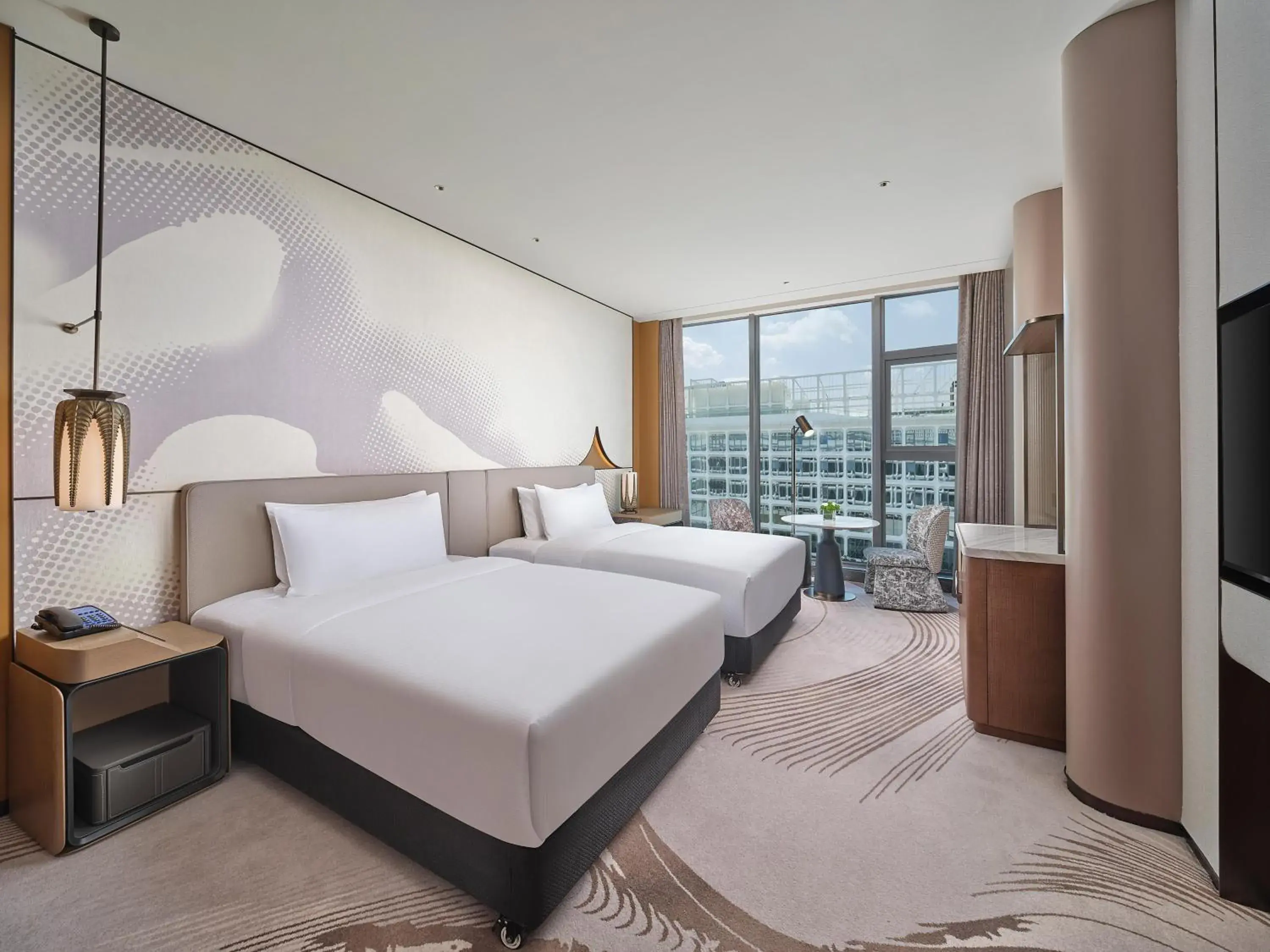 Deluxe Twin Room in Hilton Guangzhou Baiyun Airport Deluxe Twin Room in Hilton Guangzhou Baiyun Airport