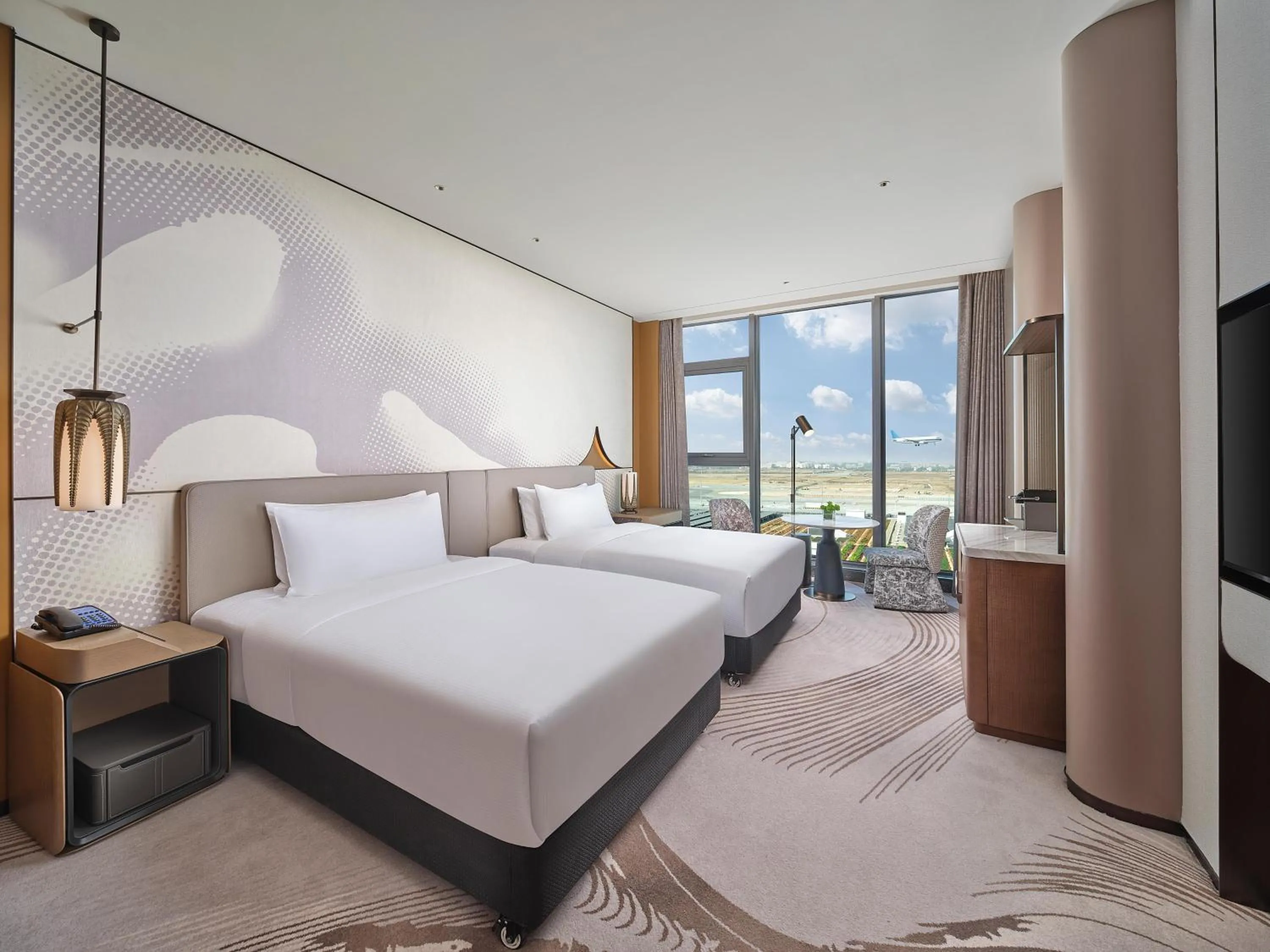 Executive Twin Room - Airport View in Hilton Guangzhou Baiyun Airport