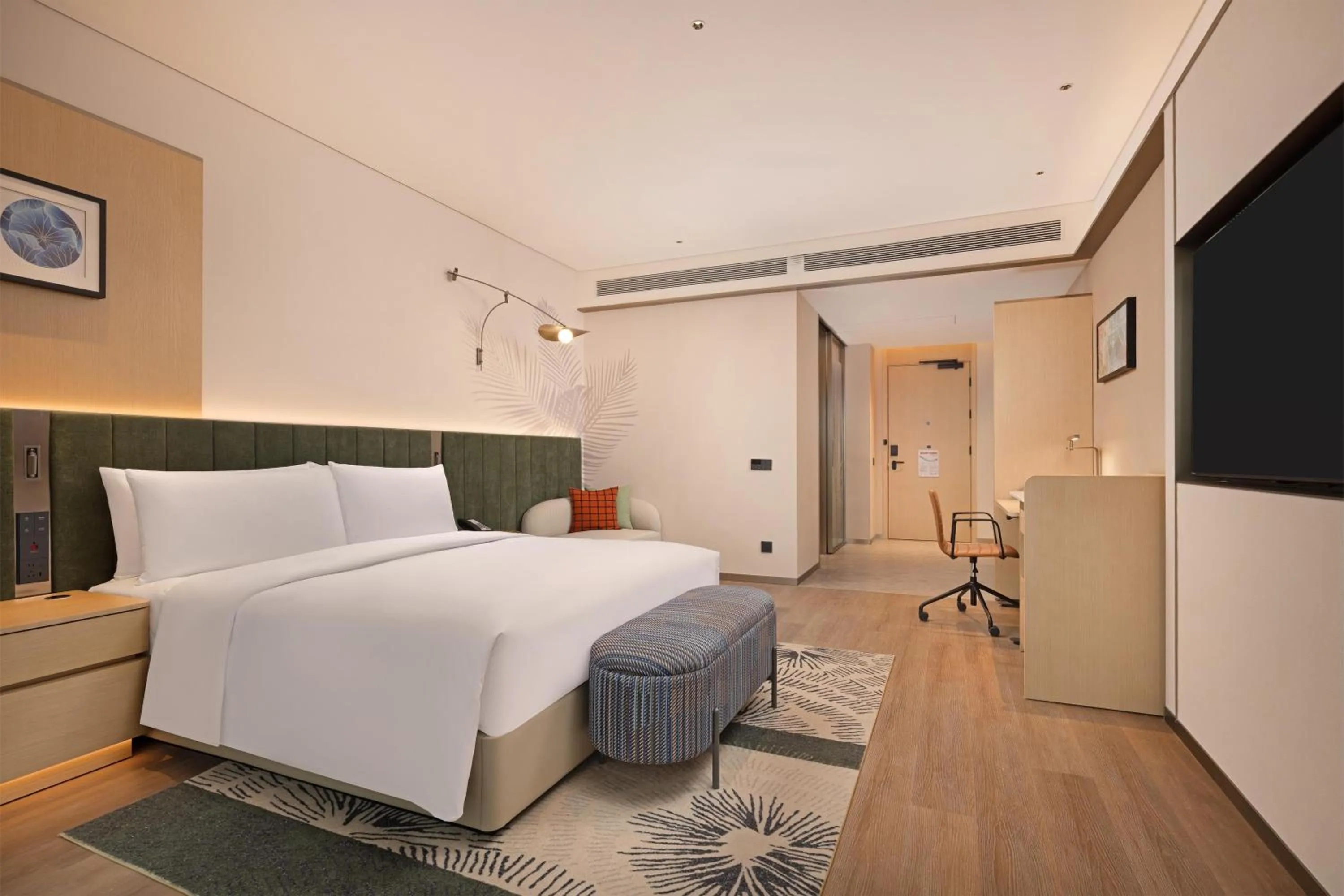 King Room - Mobility Accessible  in Hilton Garden Inn Huangshi Dinosaur Wonderland