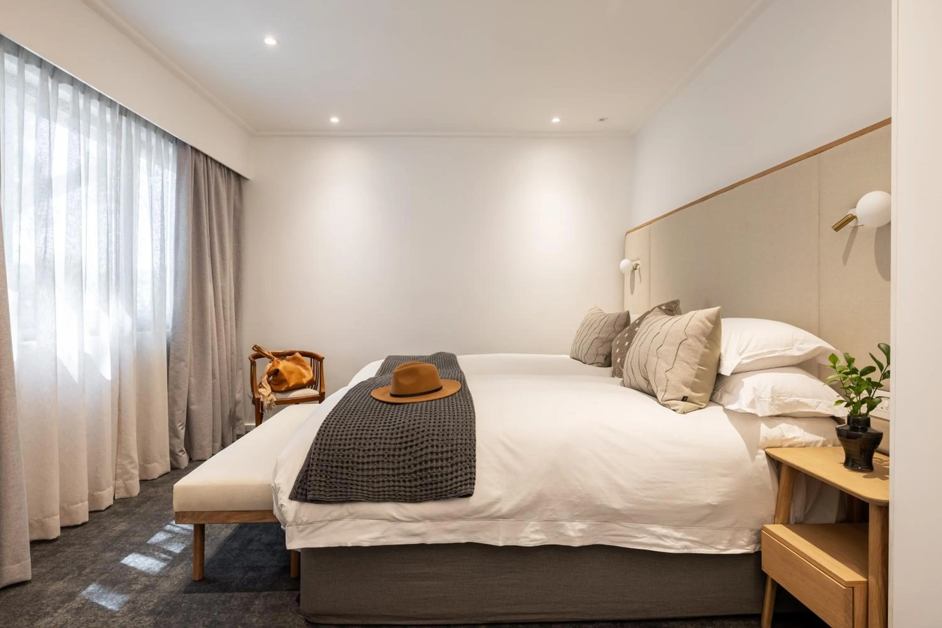 Bedroom, Bed in Vineyard Hotel