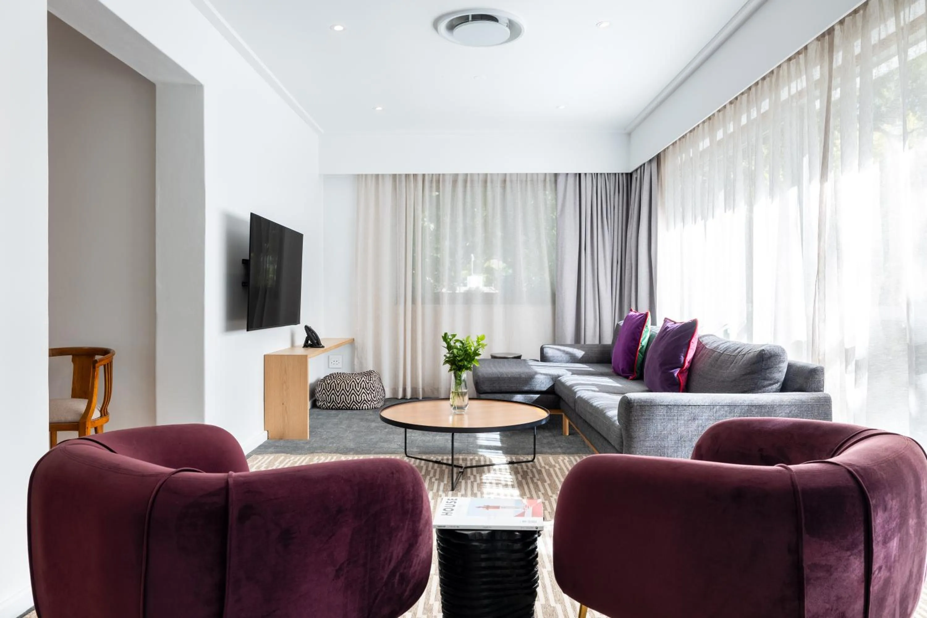 Living room in Vineyard Hotel