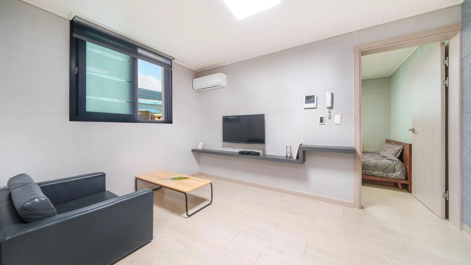 Property building in Sokcho Jaja Ocean View Pension