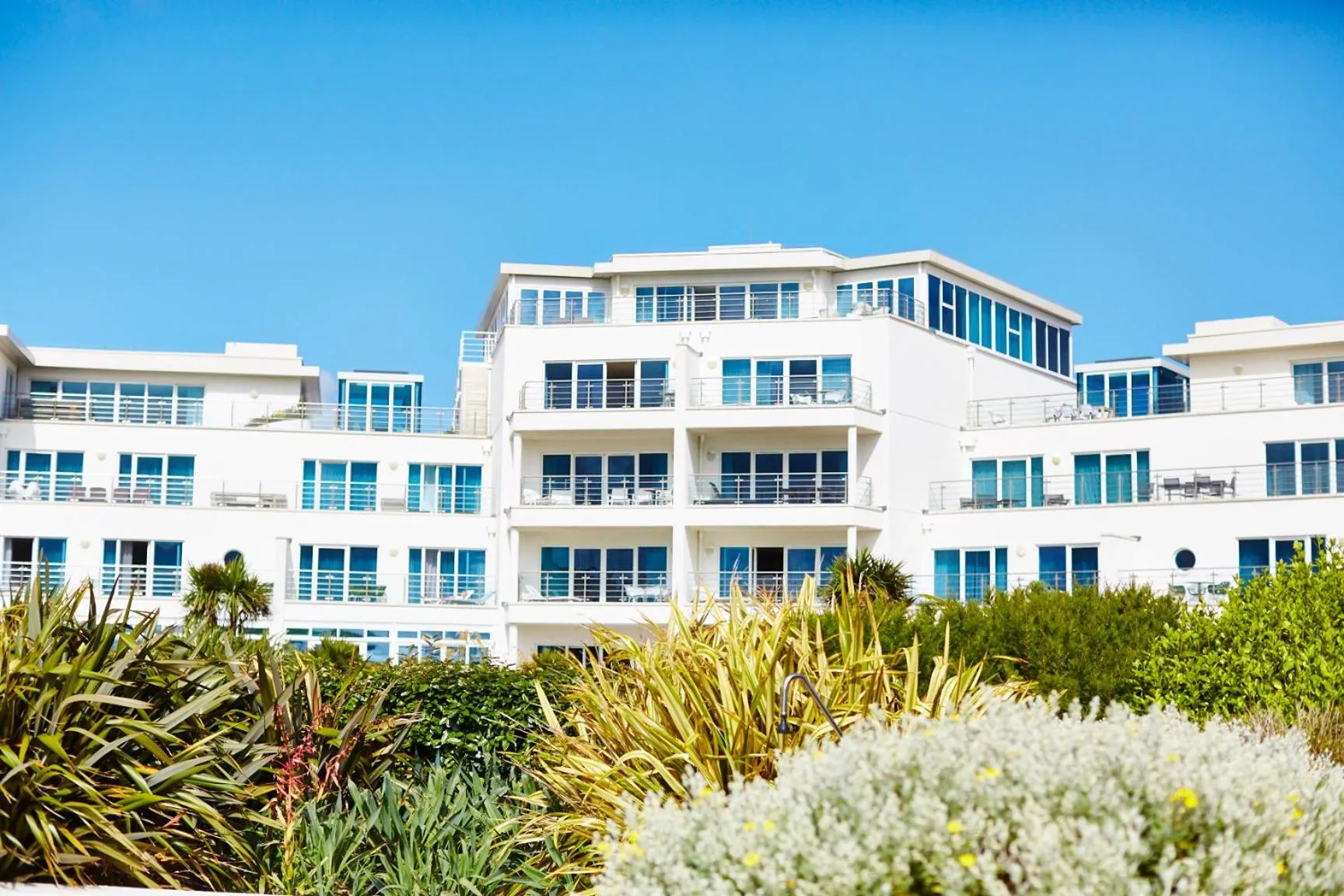 Facade/entrance in St Moritz Hotel and Cowshed Spa