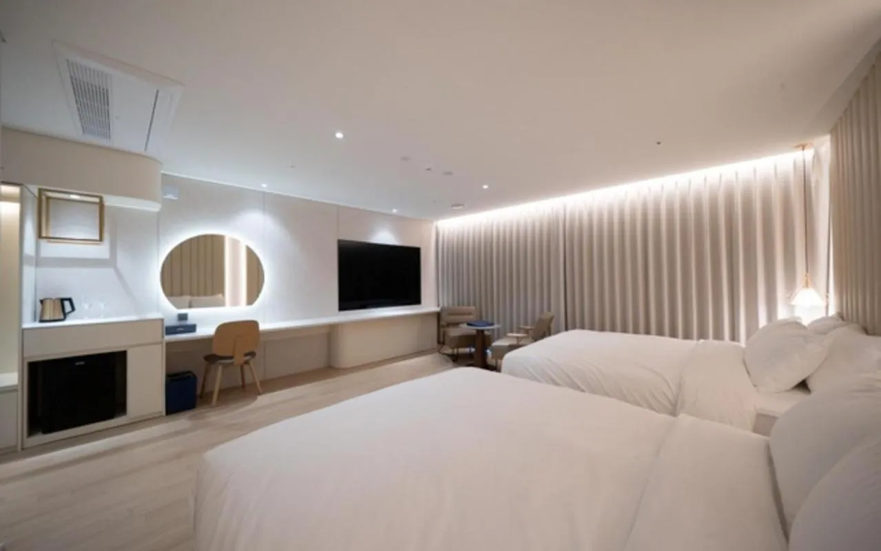 Bed in Daegu Hyeonpung Prana Hotel