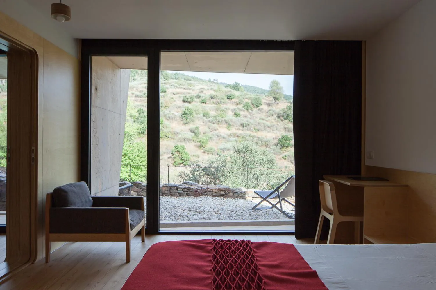 Balcony/Terrace, Bed in Colmeal Countryside Hotel