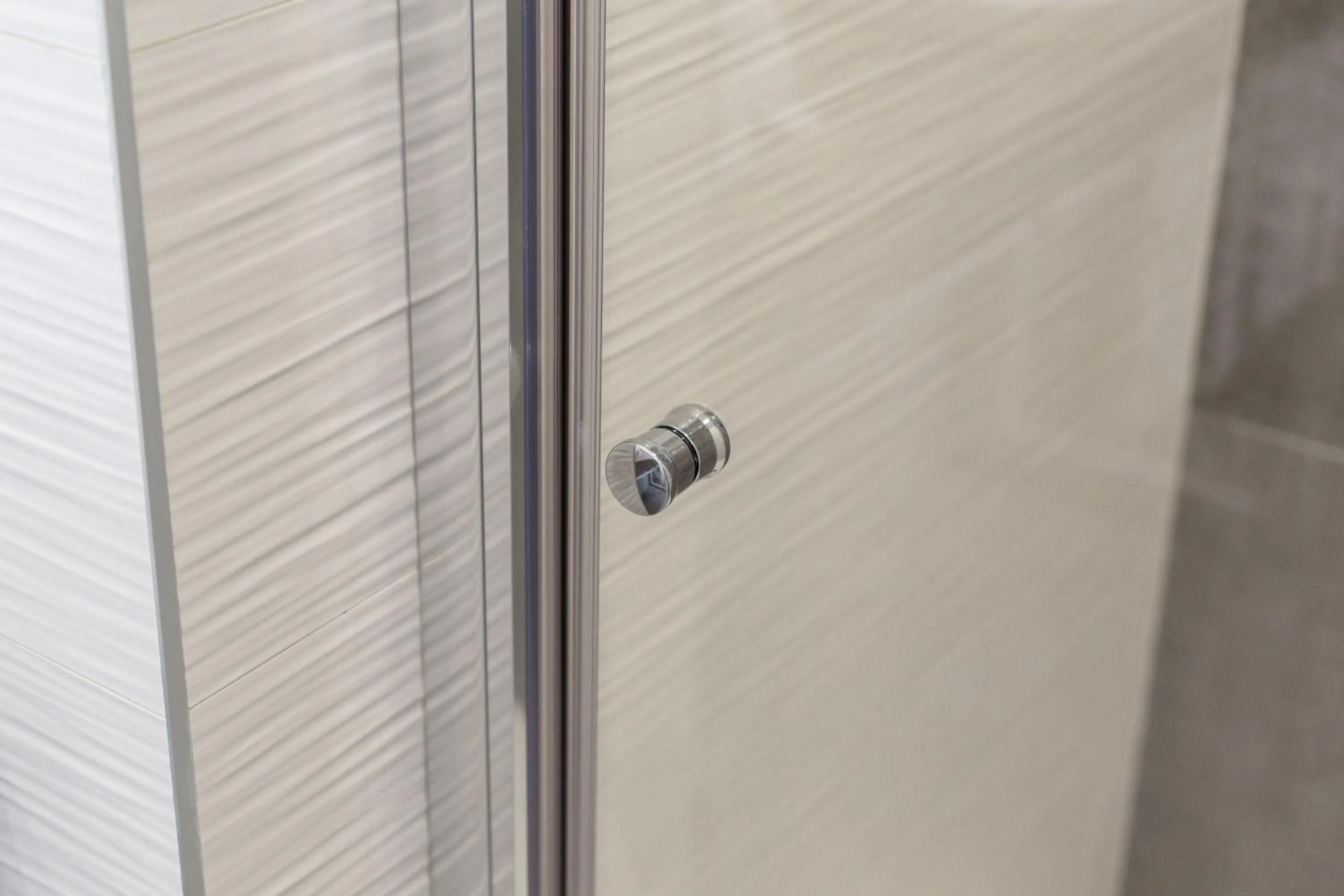 Shower in Hotel Europa