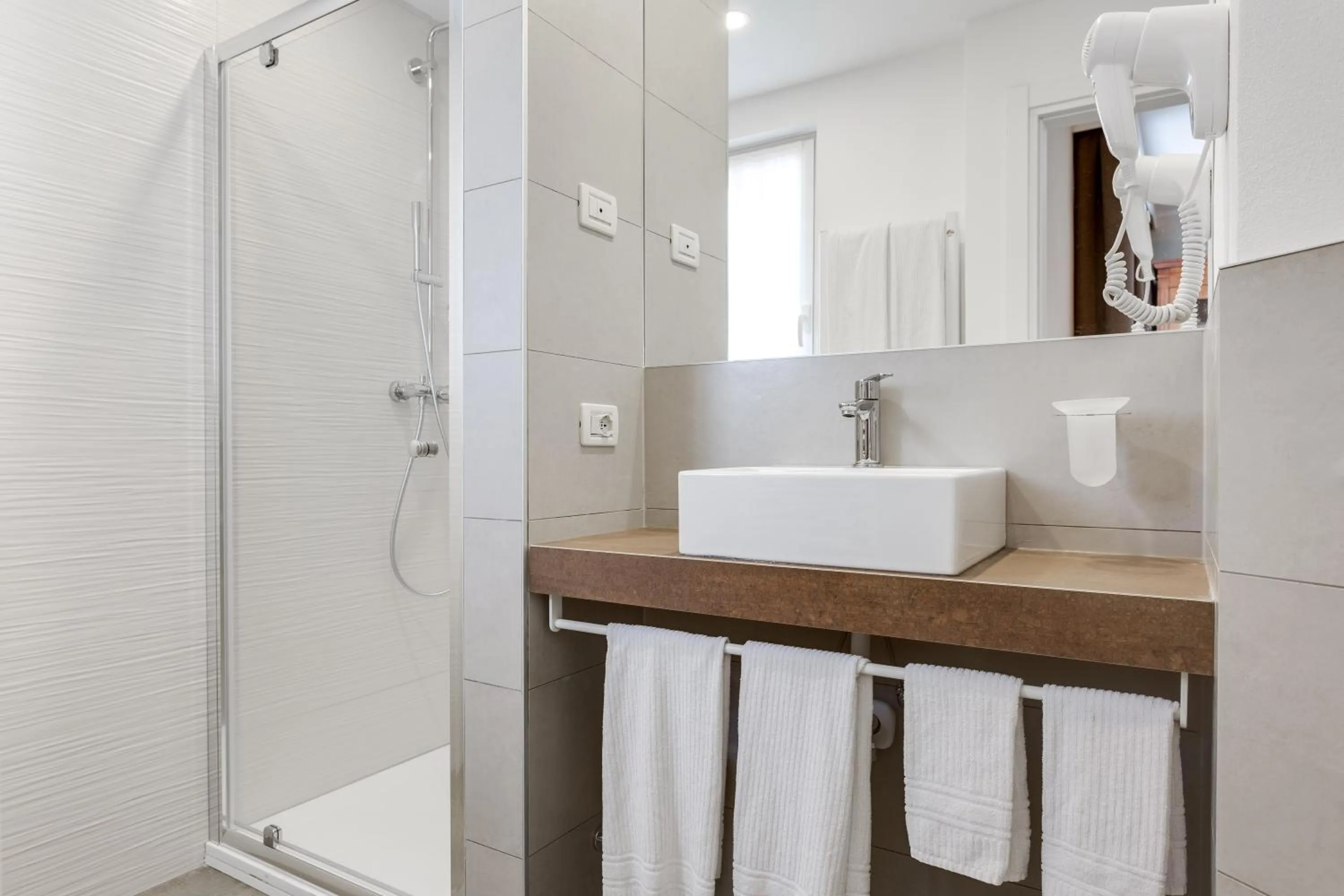 Bathroom in Hotel Europa