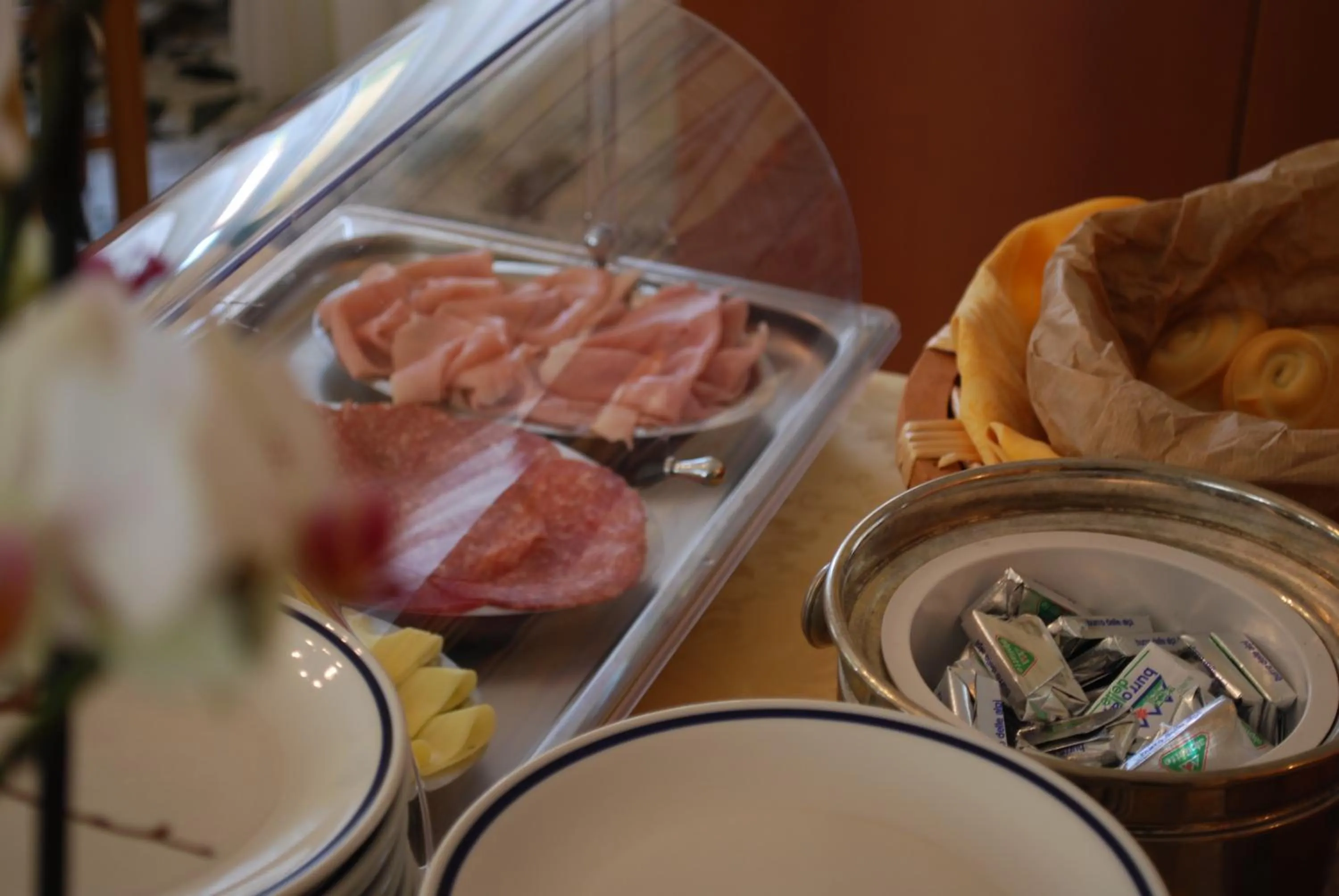 Buffet breakfast in Hotel Europa