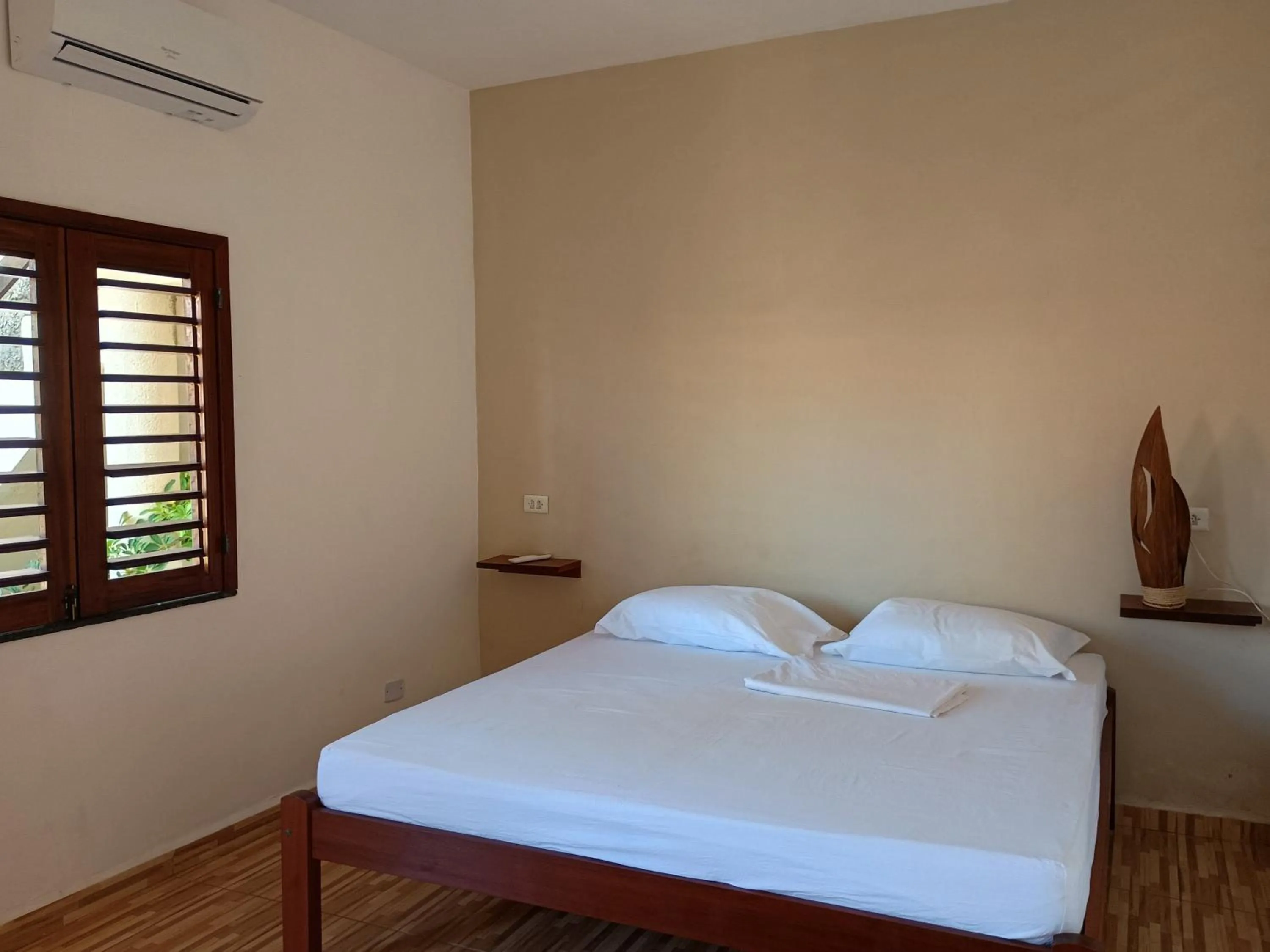 air conditioner, Bed in B&B Pedra do Meio