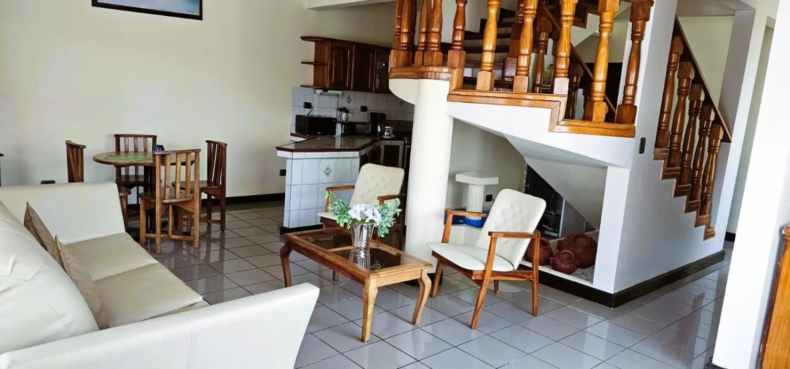 Kitchen or kitchenette in Apartotel Obelisco San José Aeropuerto