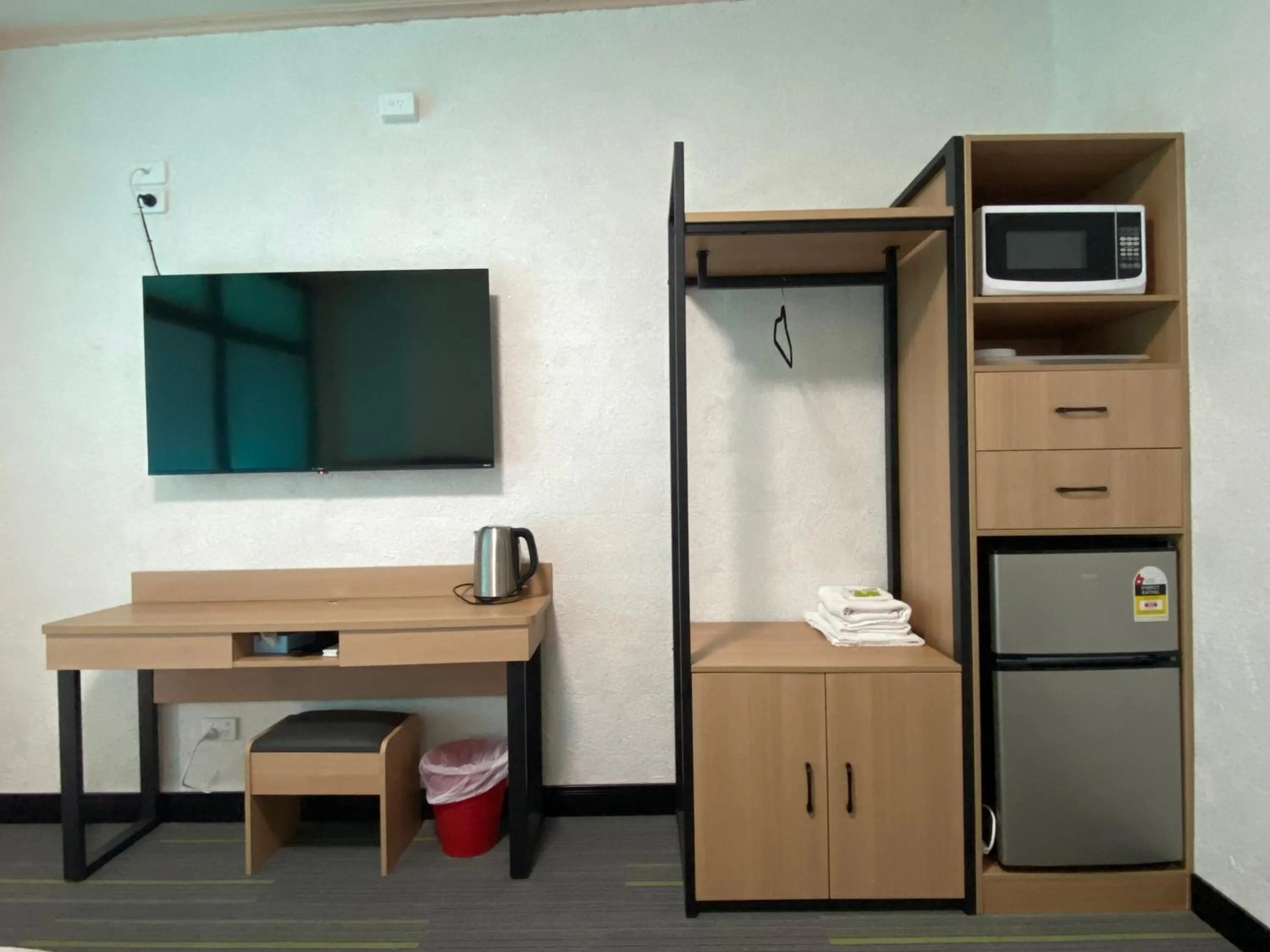 Bedroom in Jasper Motor Inn