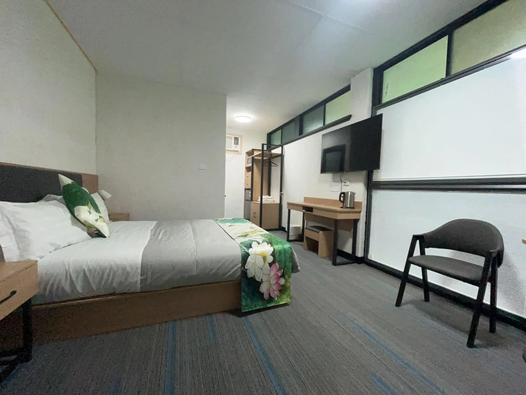 Bedroom, Bed in Jasper Motor Inn