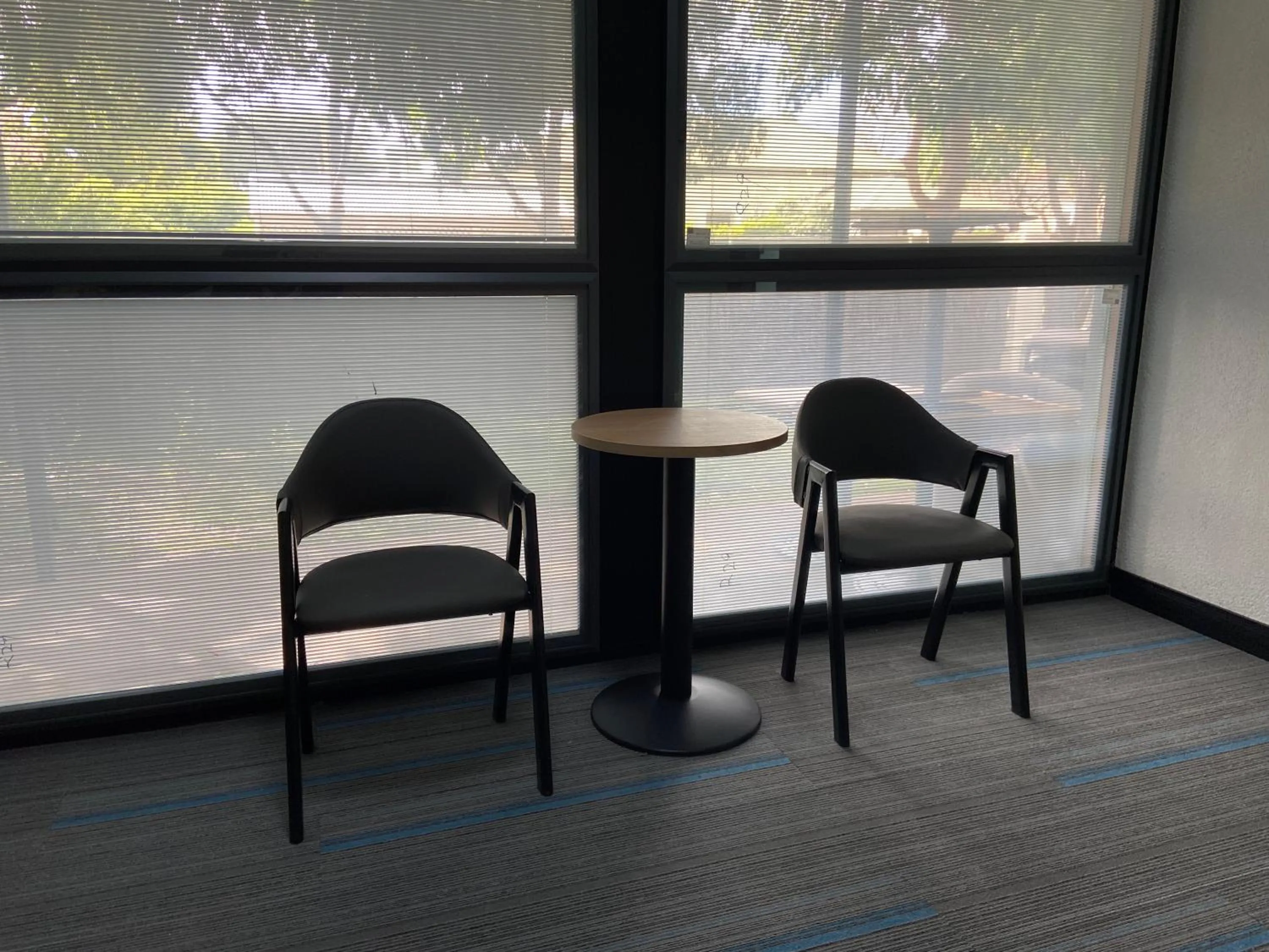 Seating area in Jasper Motor Inn