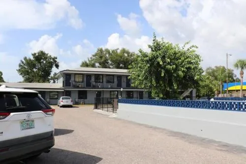 Dunedin Cove Motel
