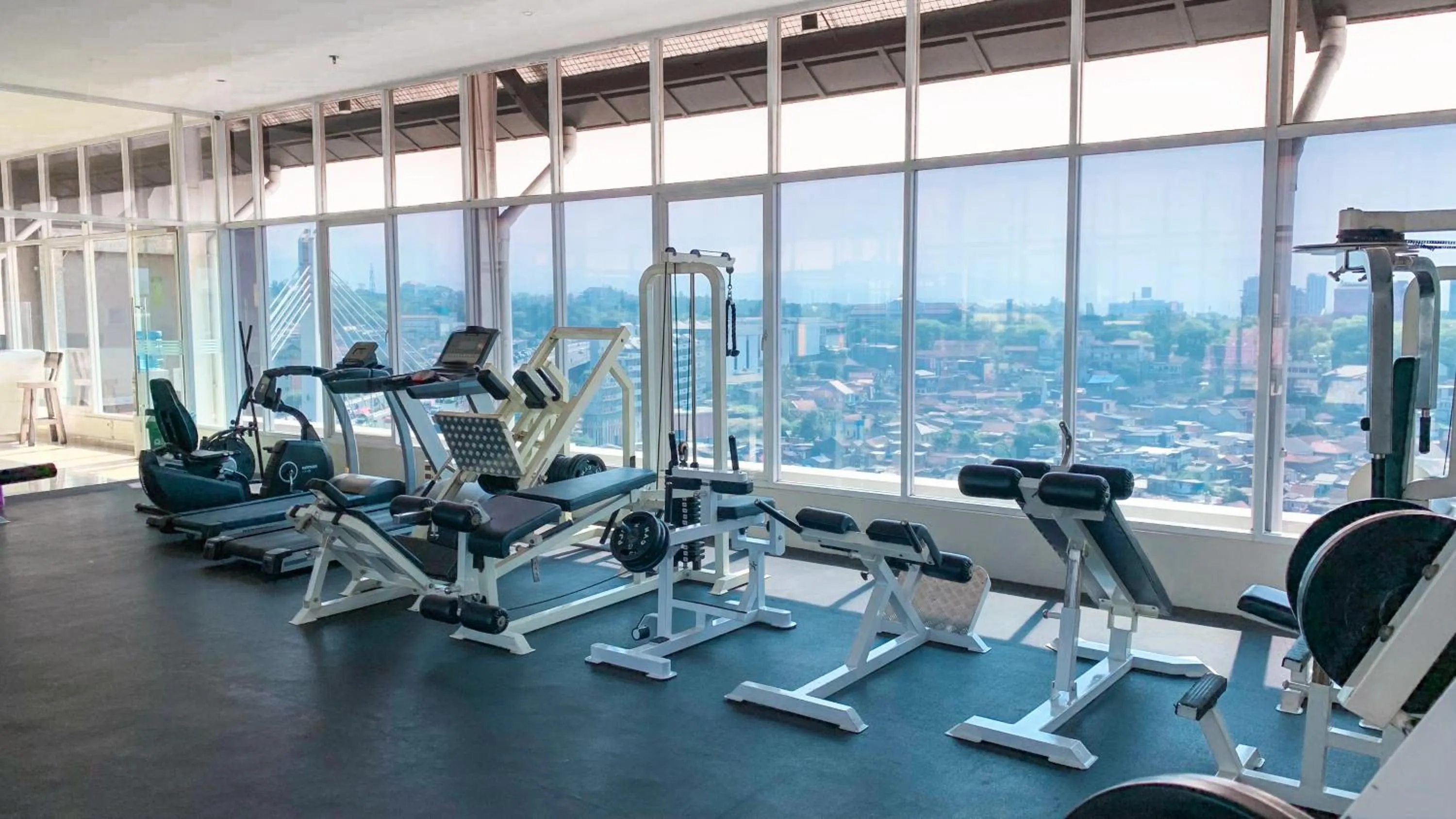 Fitness centre/facilities in Grandia Hotel
